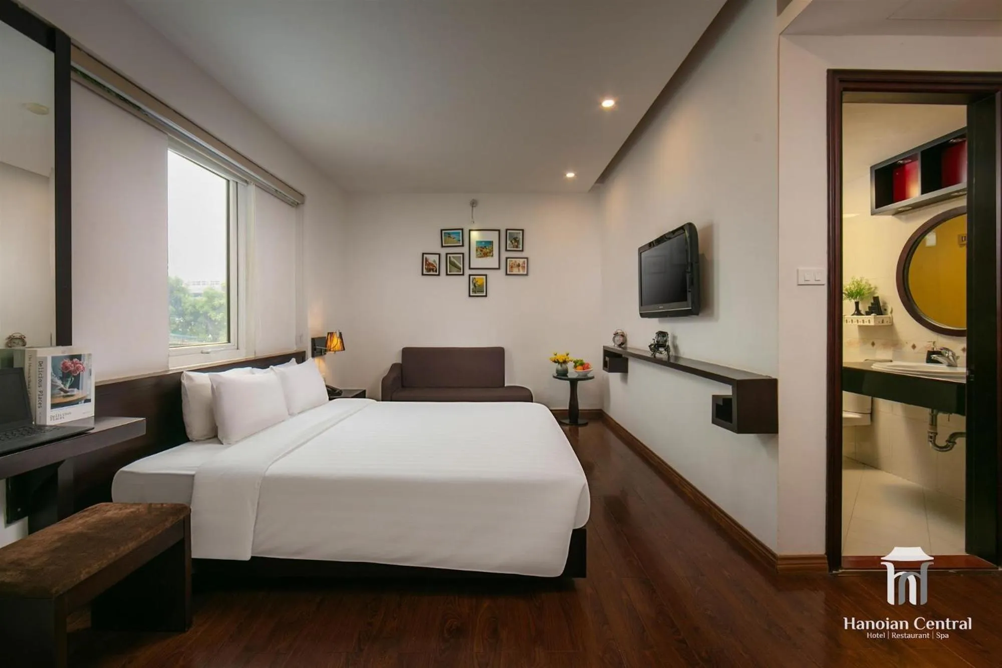 Bedroom, Bed in Hanoian Central Hotel & Spa