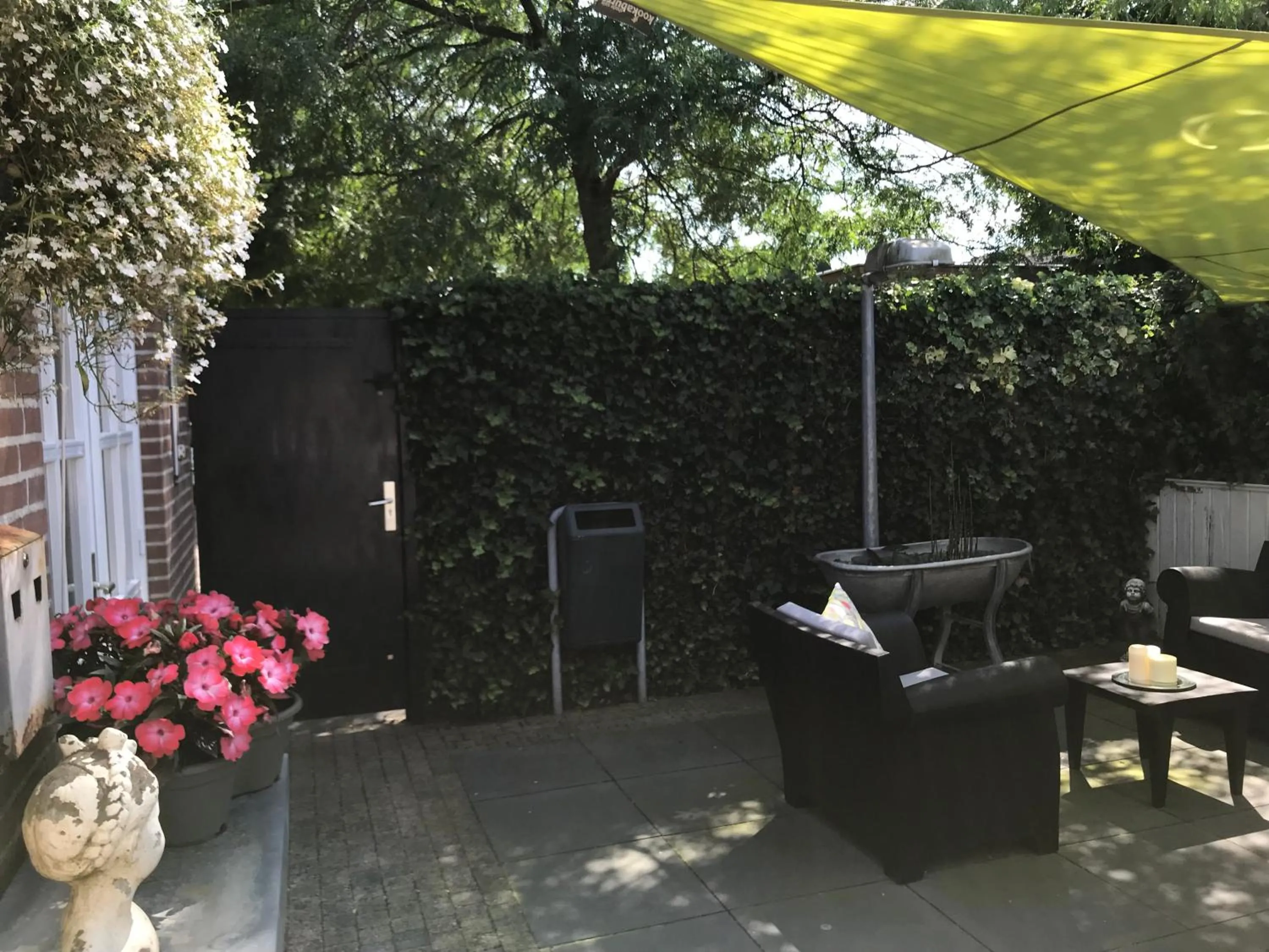 Spring in Villa Pats