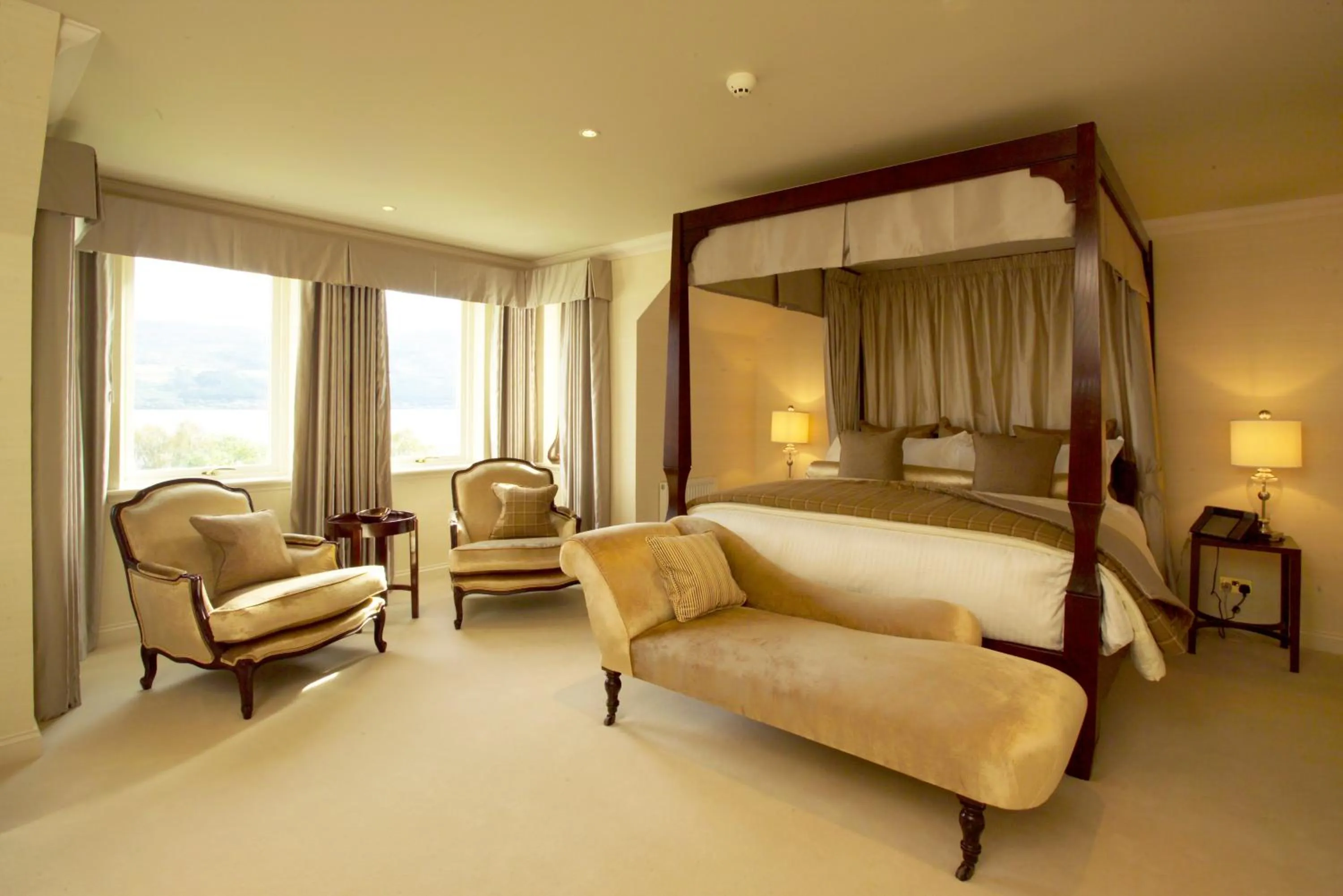 Bed in Loch Ness Lodge