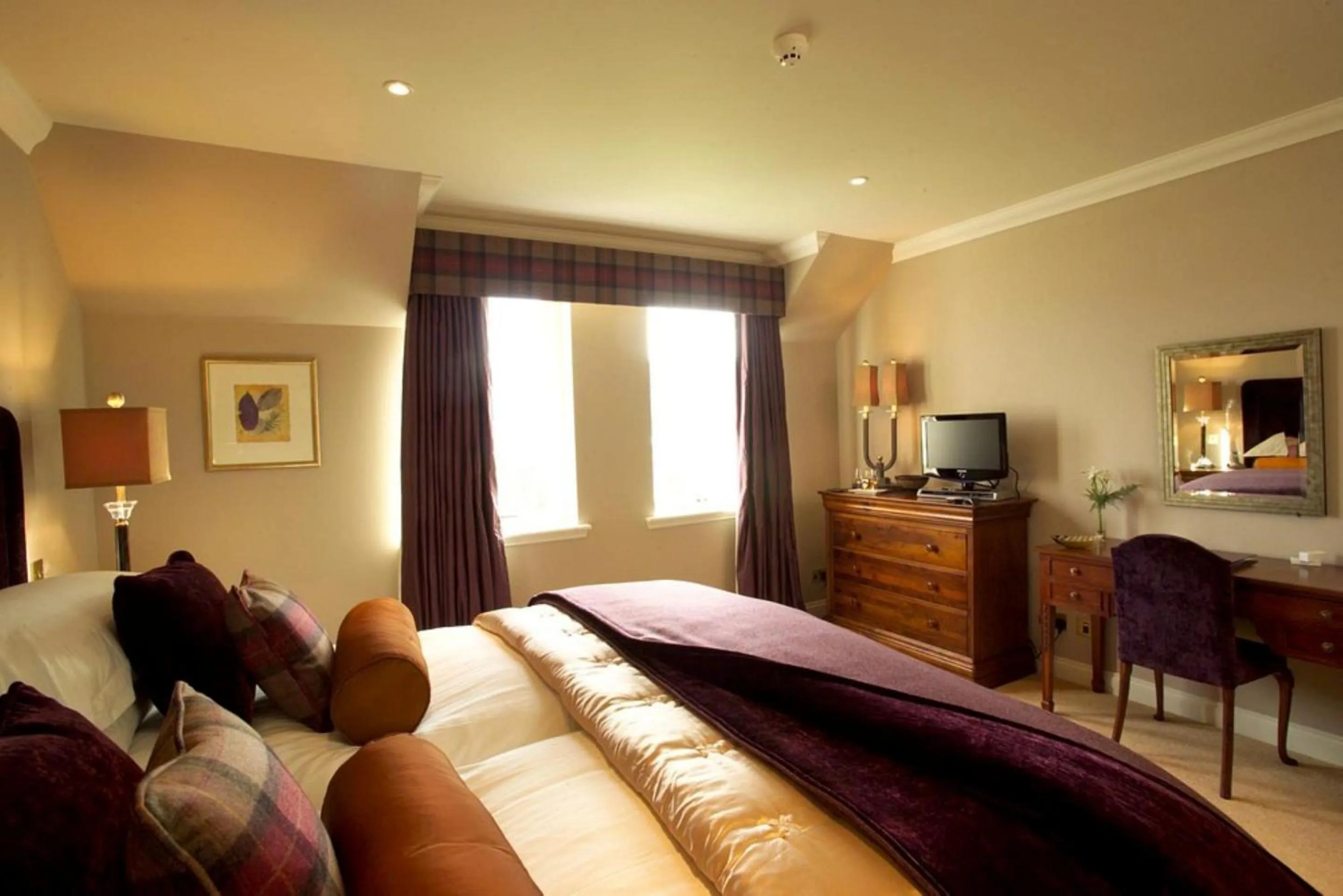 Bed in Loch Ness Lodge