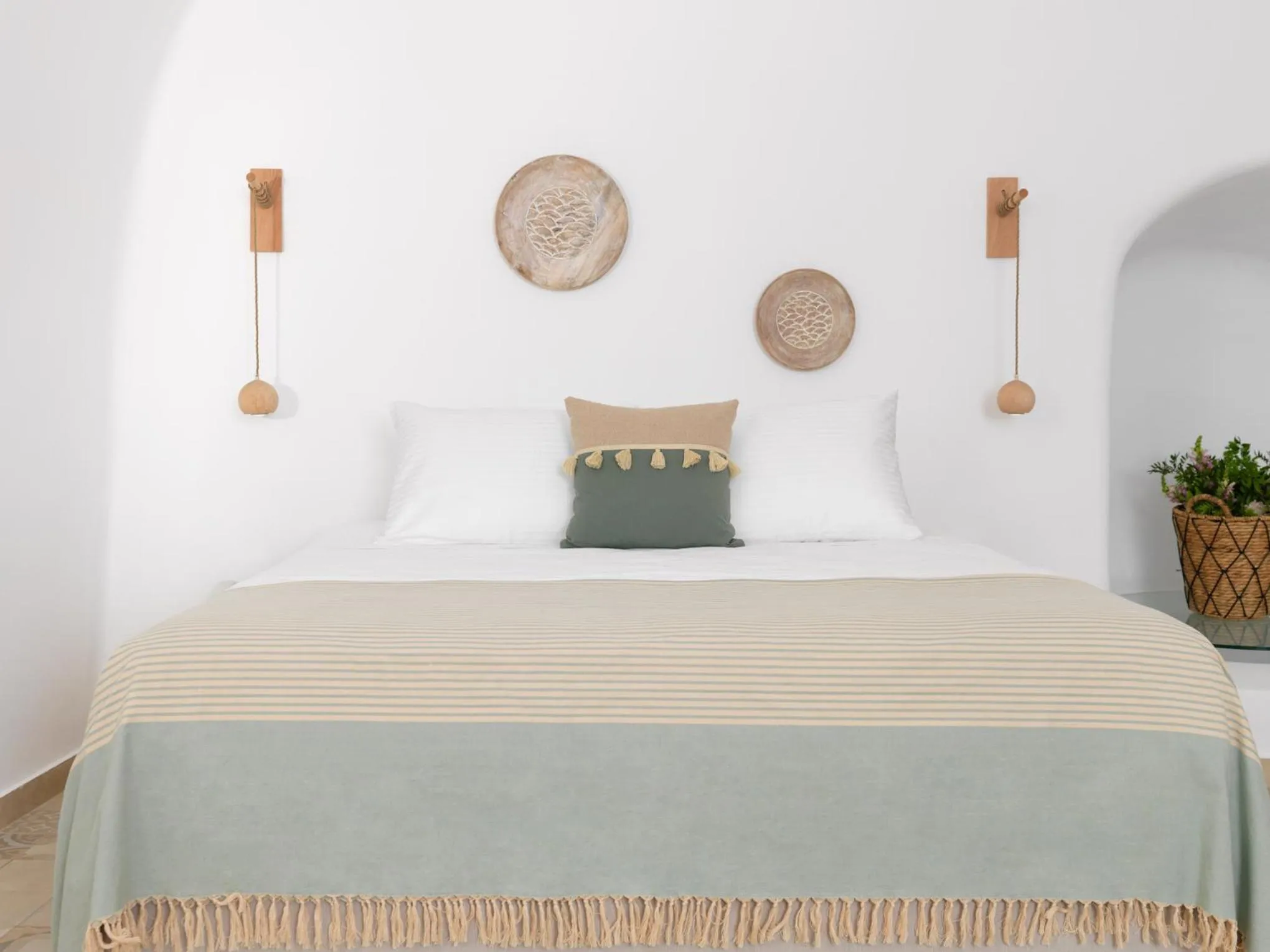 Bed in Drops Cave Houses