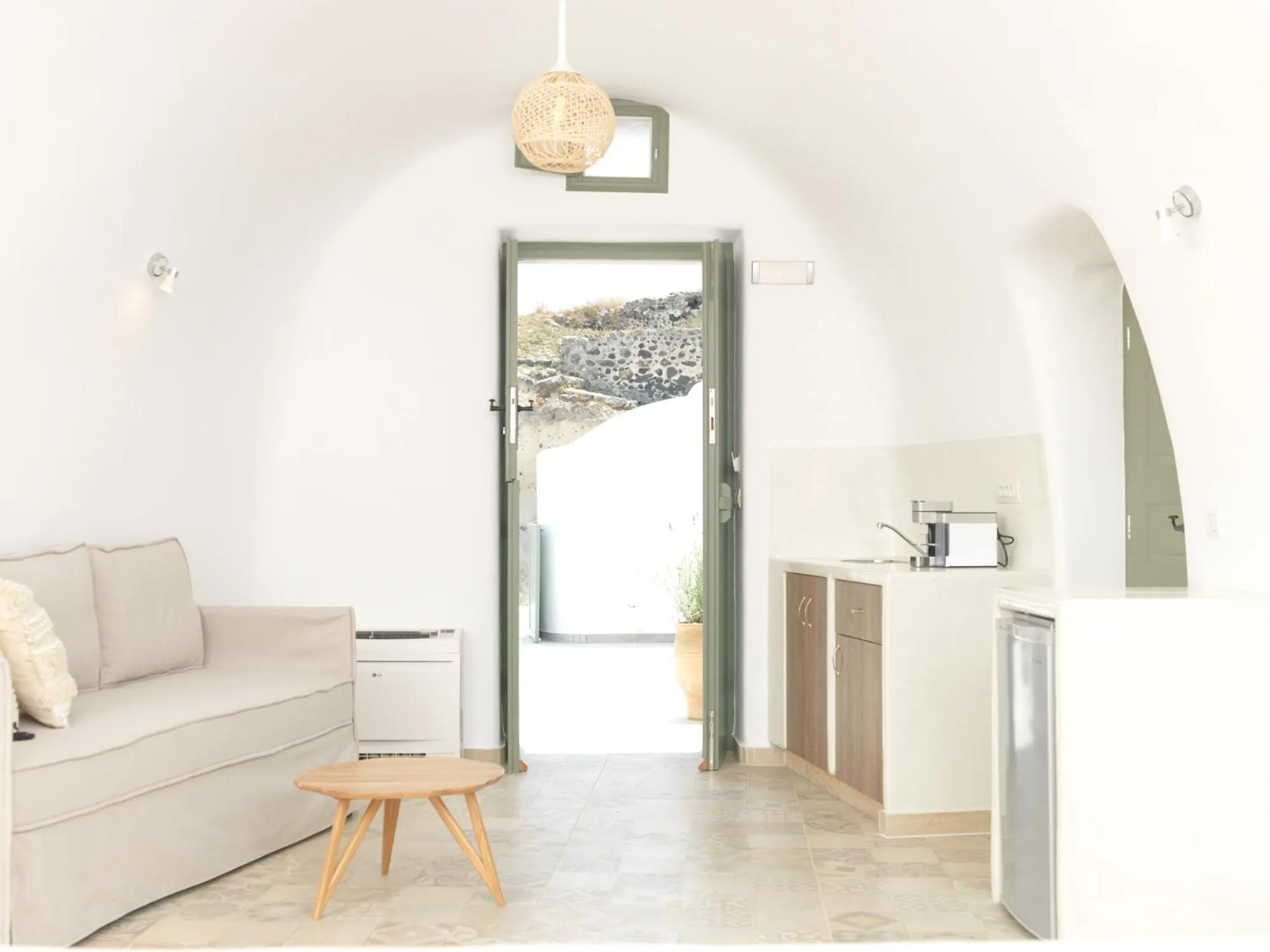 Bedroom in Drops Cave Houses
