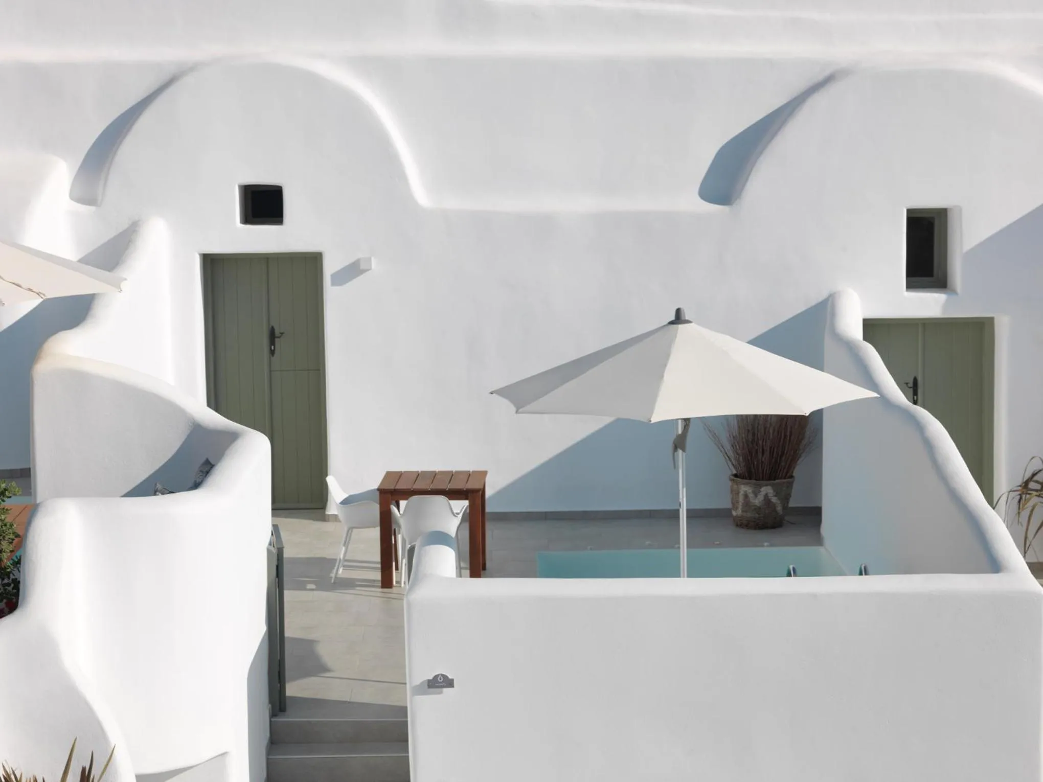 Property building in Drops Cave Houses