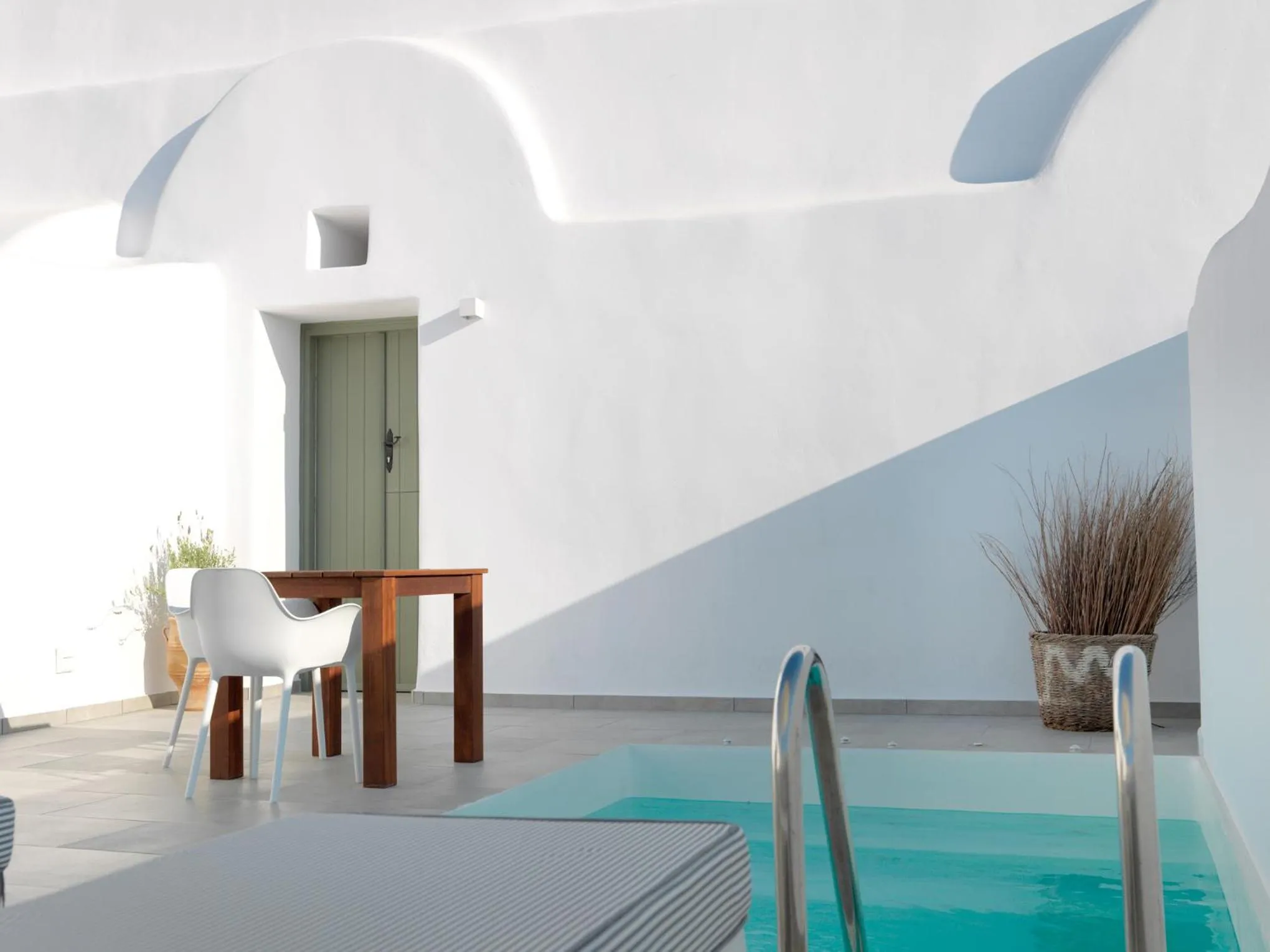 Property building in Drops Cave Houses