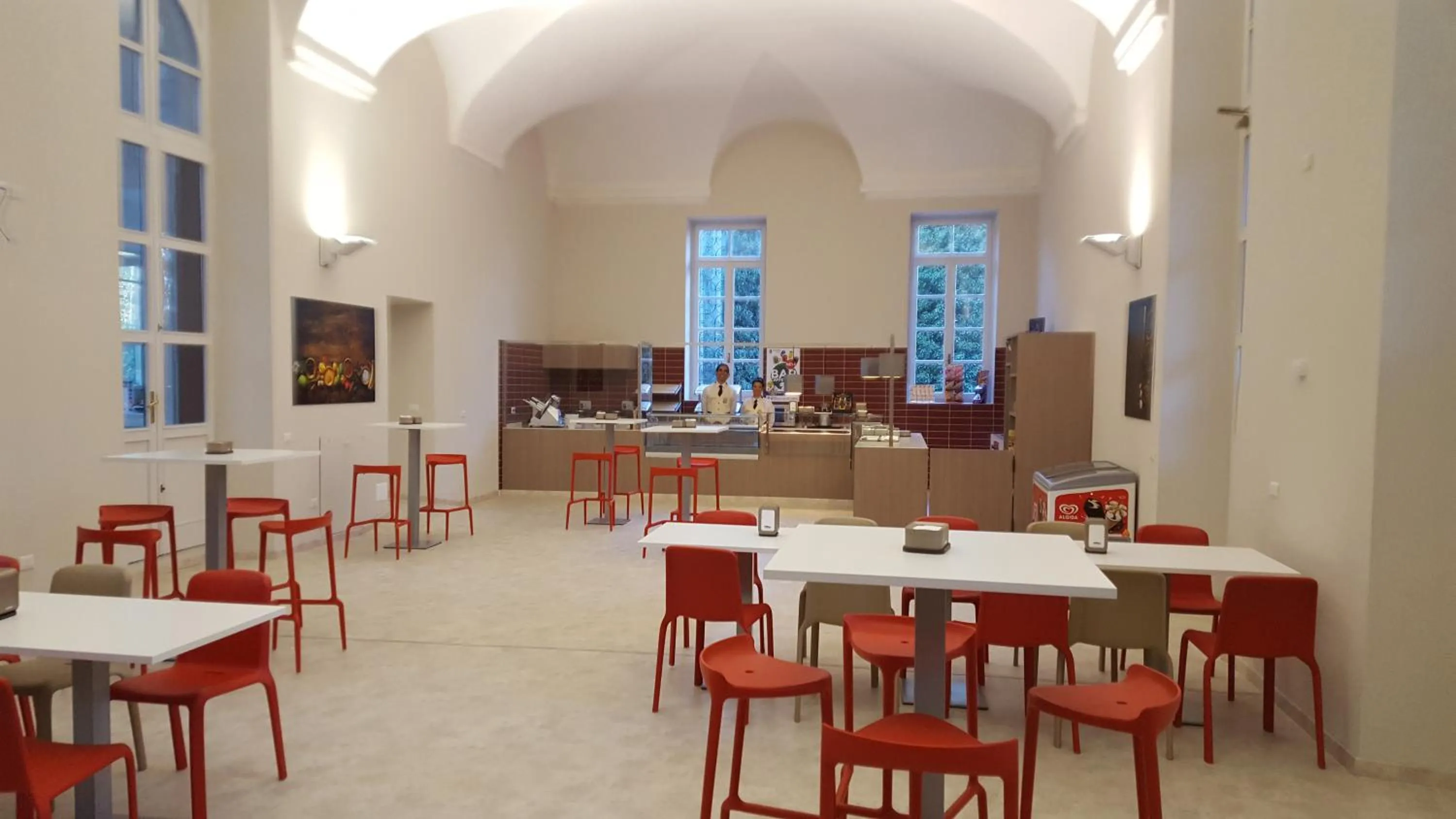 Restaurant/places to eat in Villa Terzaghi