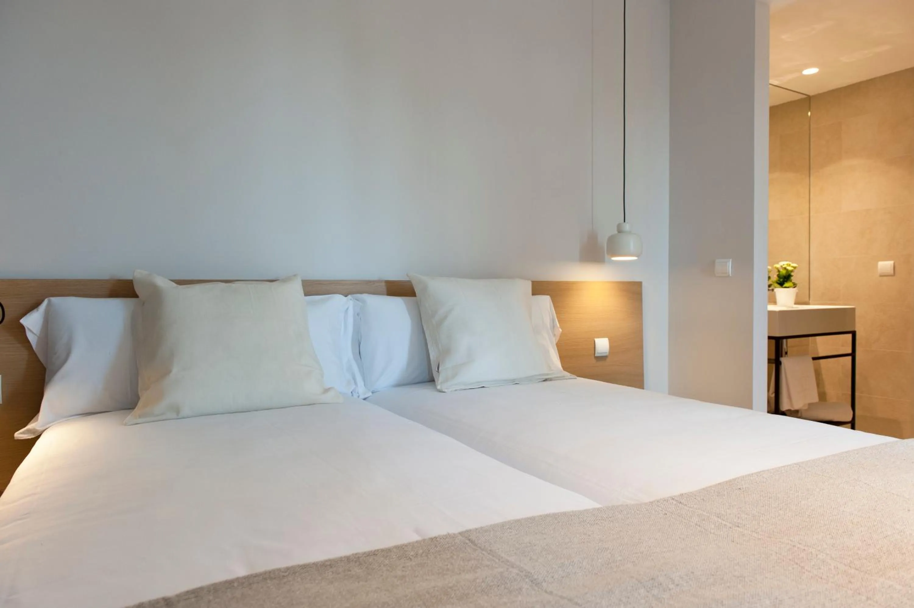 Bedroom, Bed in MH Apartments Central Madrid