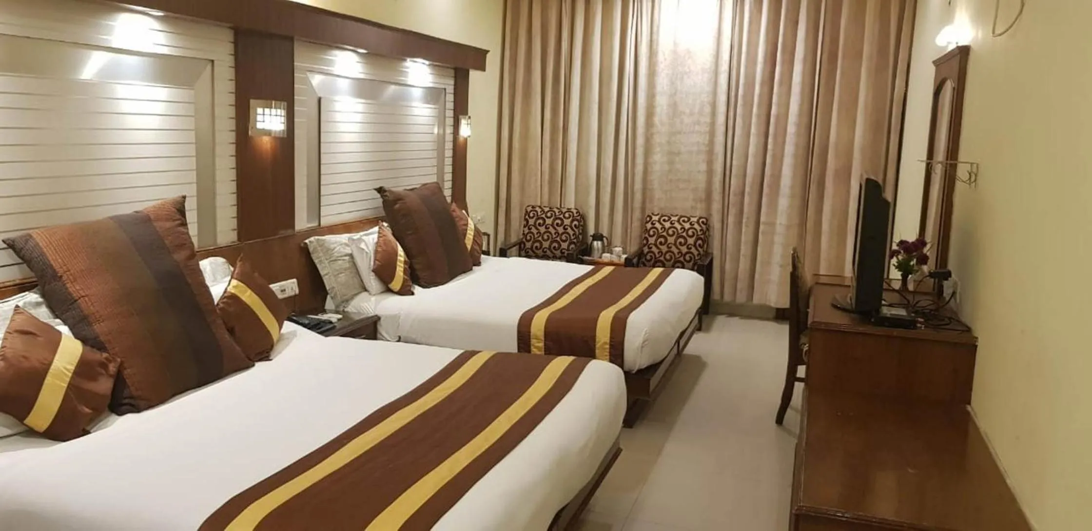 Bedroom in Hotel CJ International