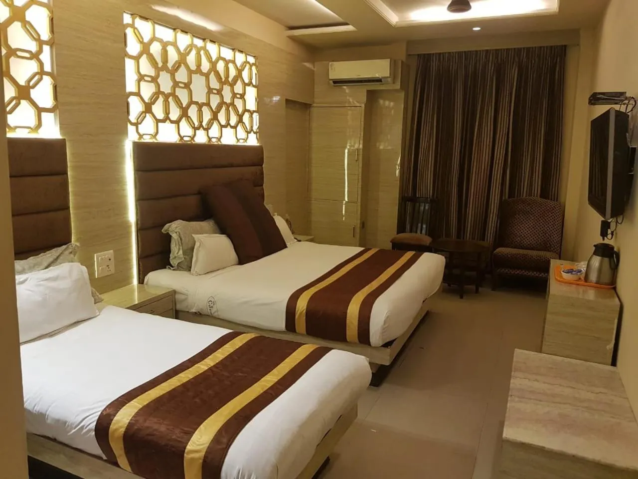 Bed in Hotel CJ International