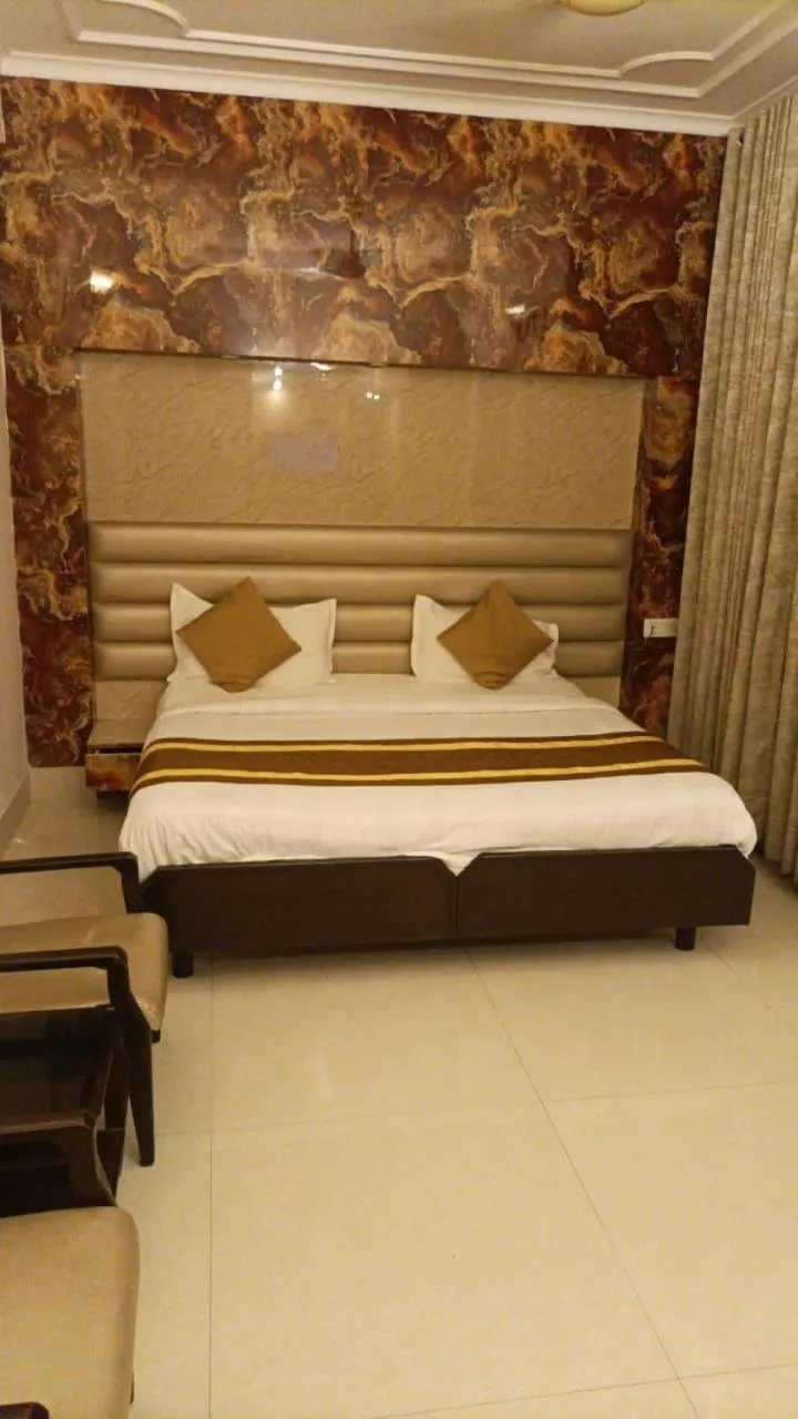 Bed in Hotel CJ International