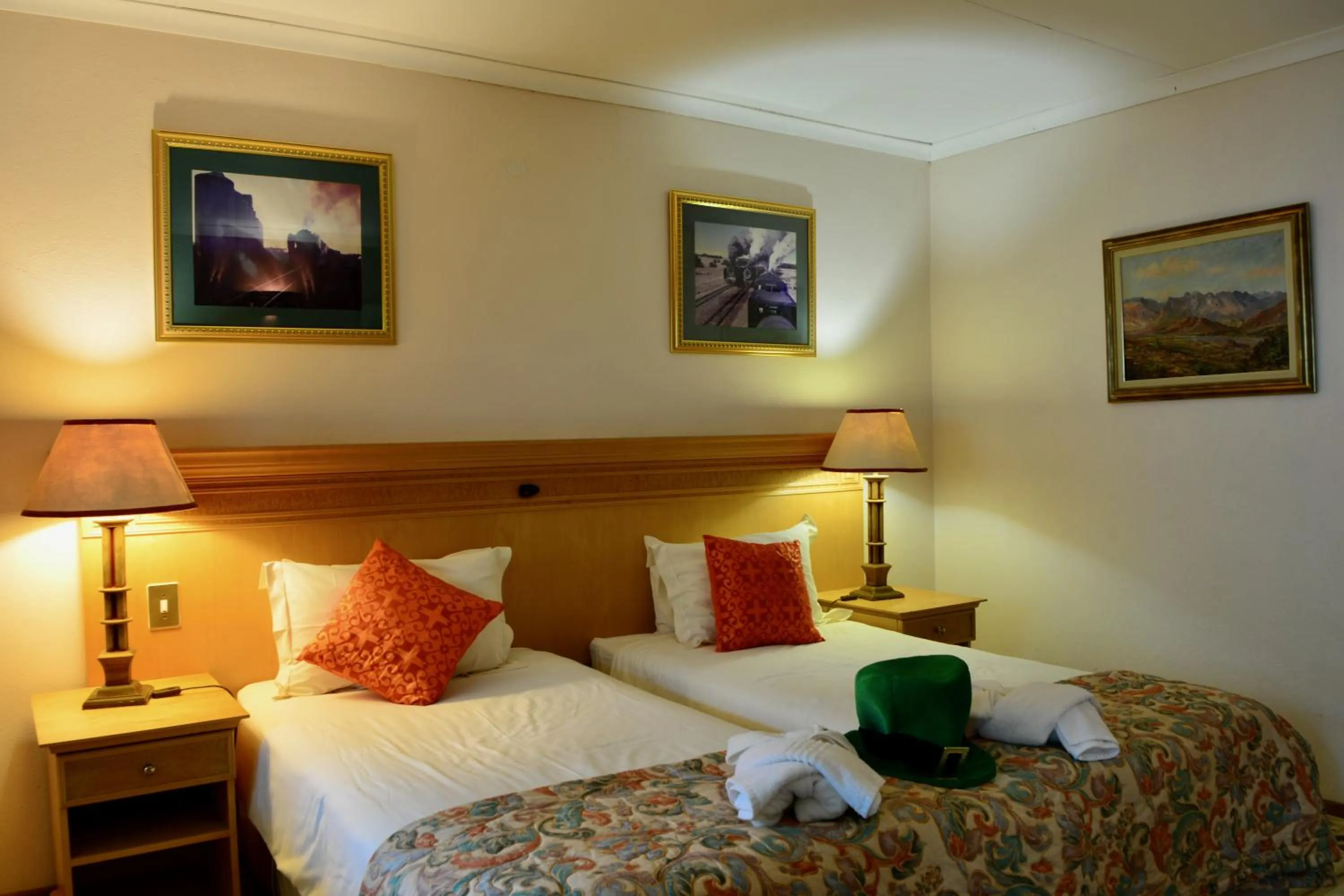 Photo of the whole room in Shamrock Arms Guest Lodge