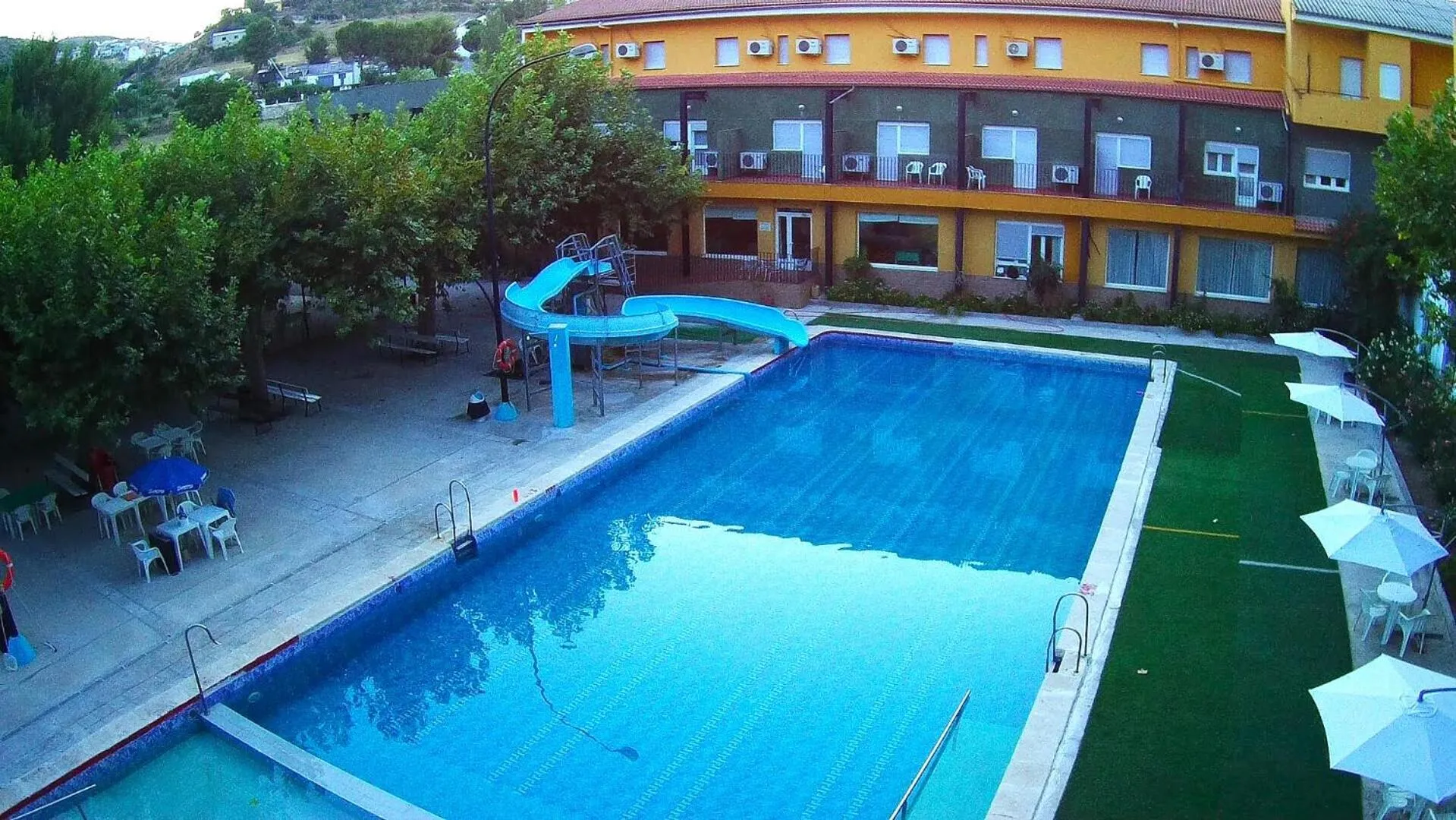 Property building in Hotel Río Piscina
