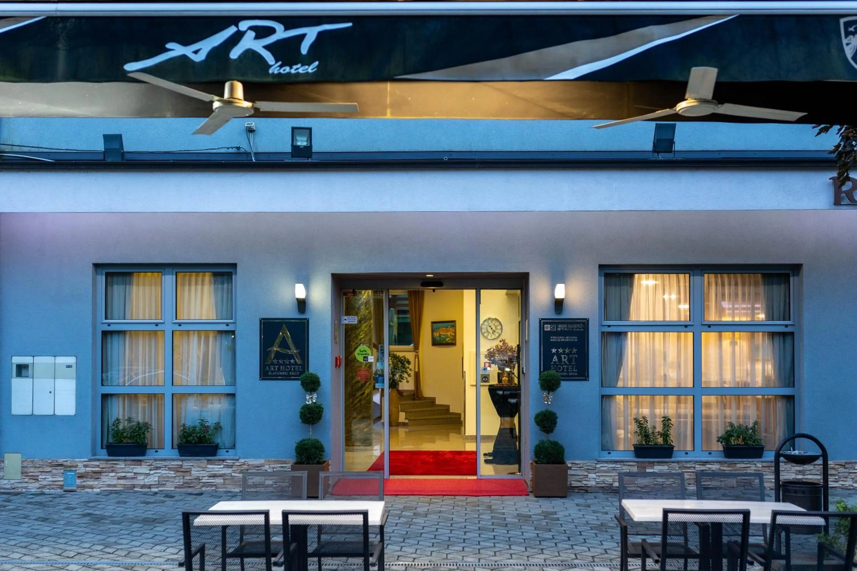 Logo/Certificate/Sign in Art Hotel