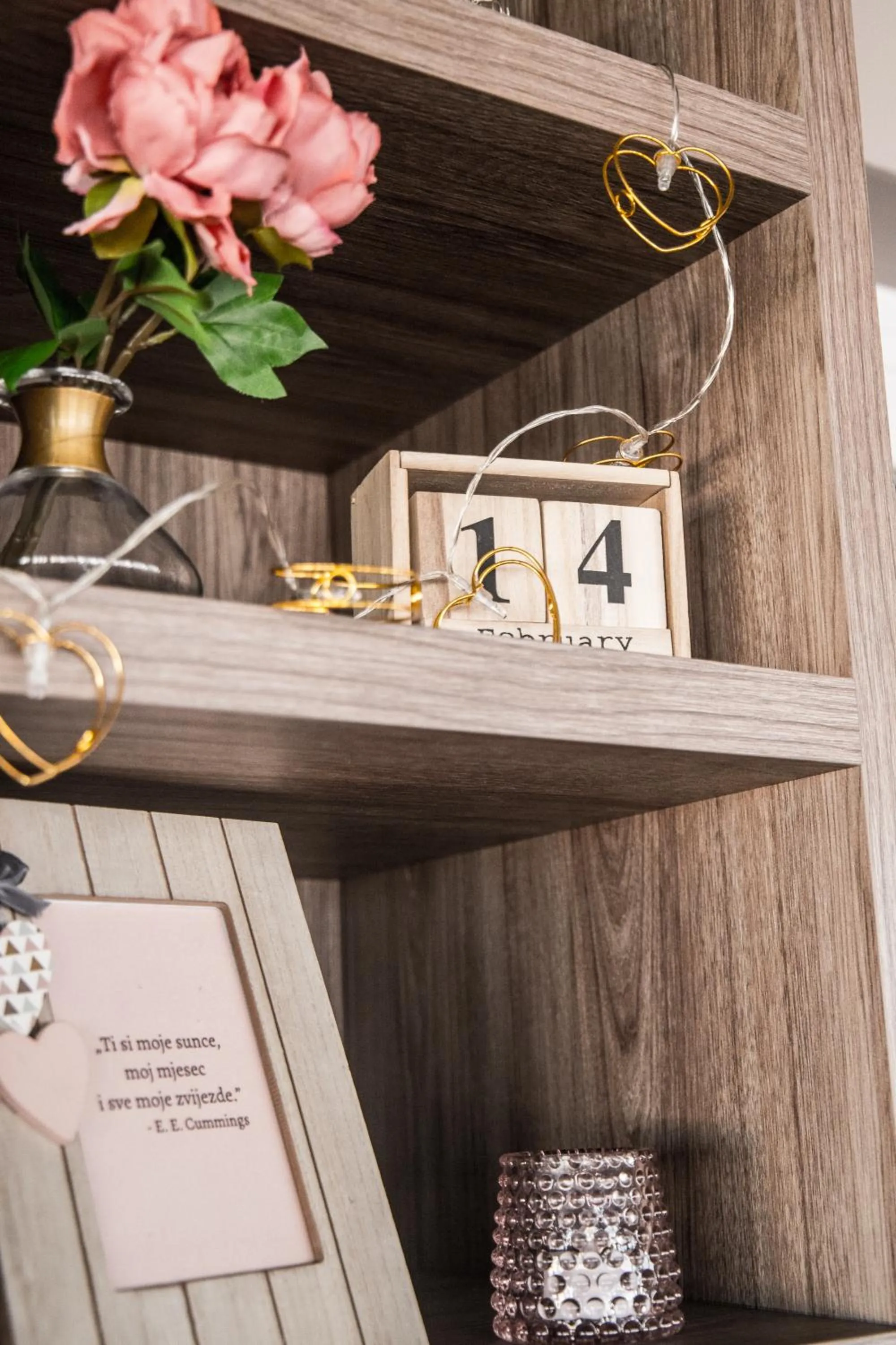 Restaurant/places to eat in Art Hotel