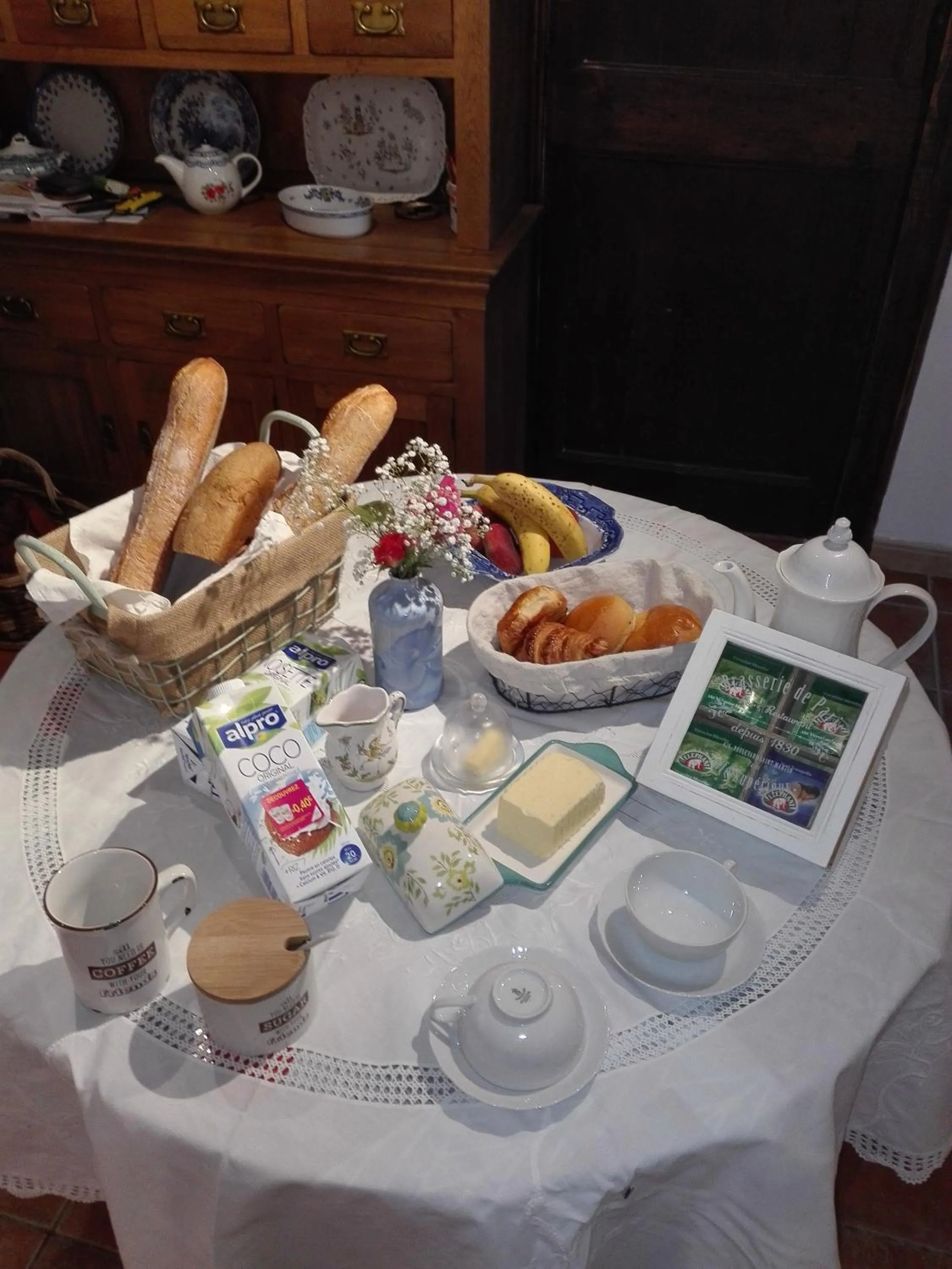 Continental breakfast in BnBinB La Cour Enchantée