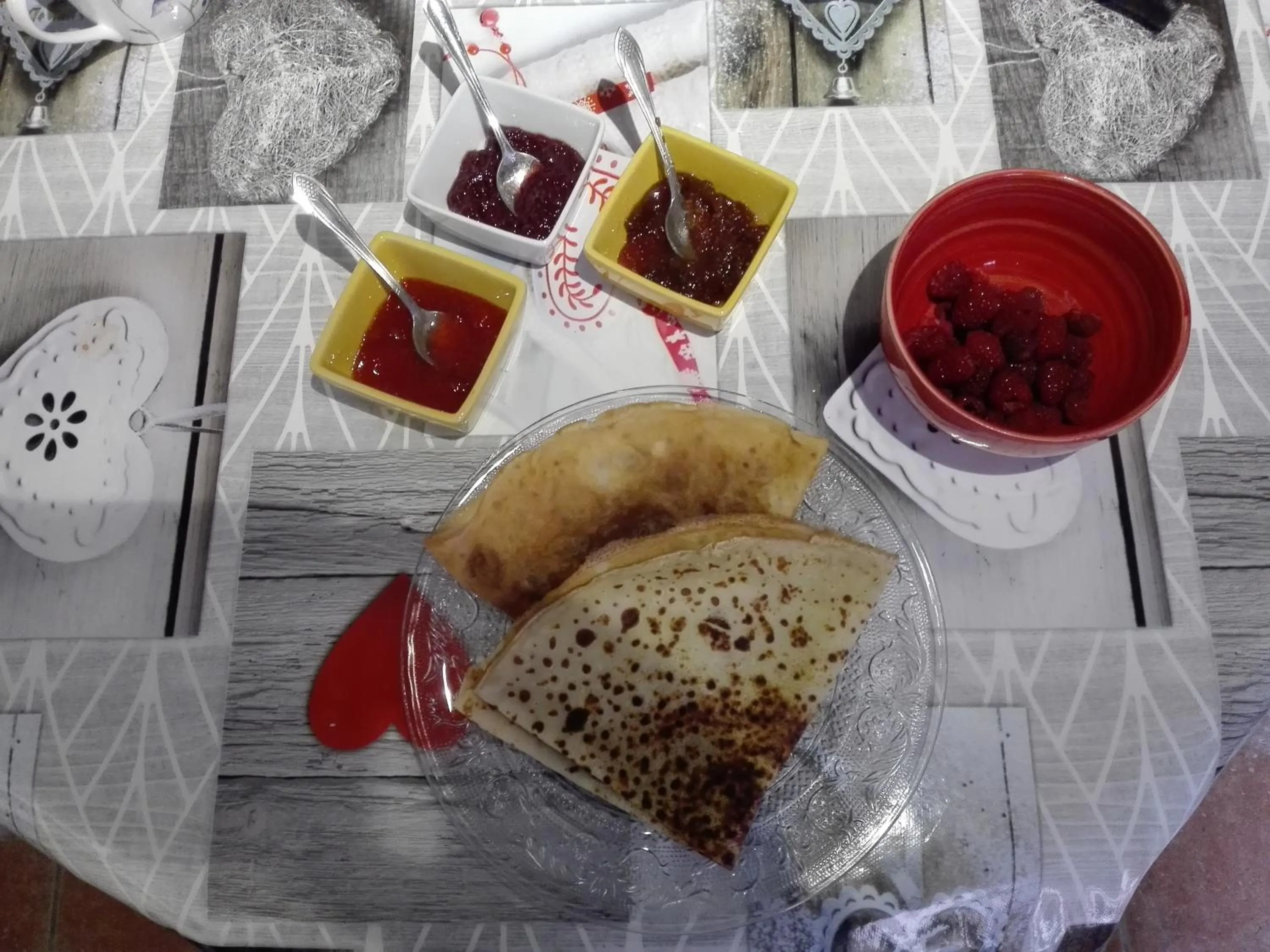 Restaurant/places to eat in BnBinB La Cour Enchantée