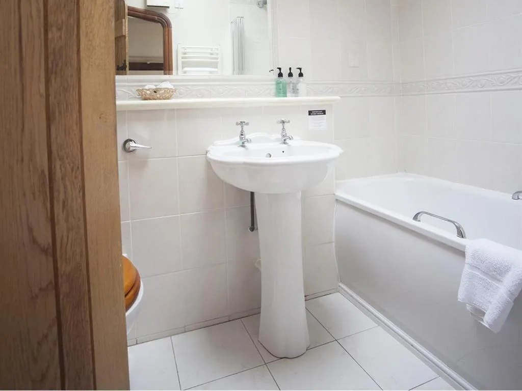 Bathroom in Beeches Farmhouse Country Cottages & Rooms