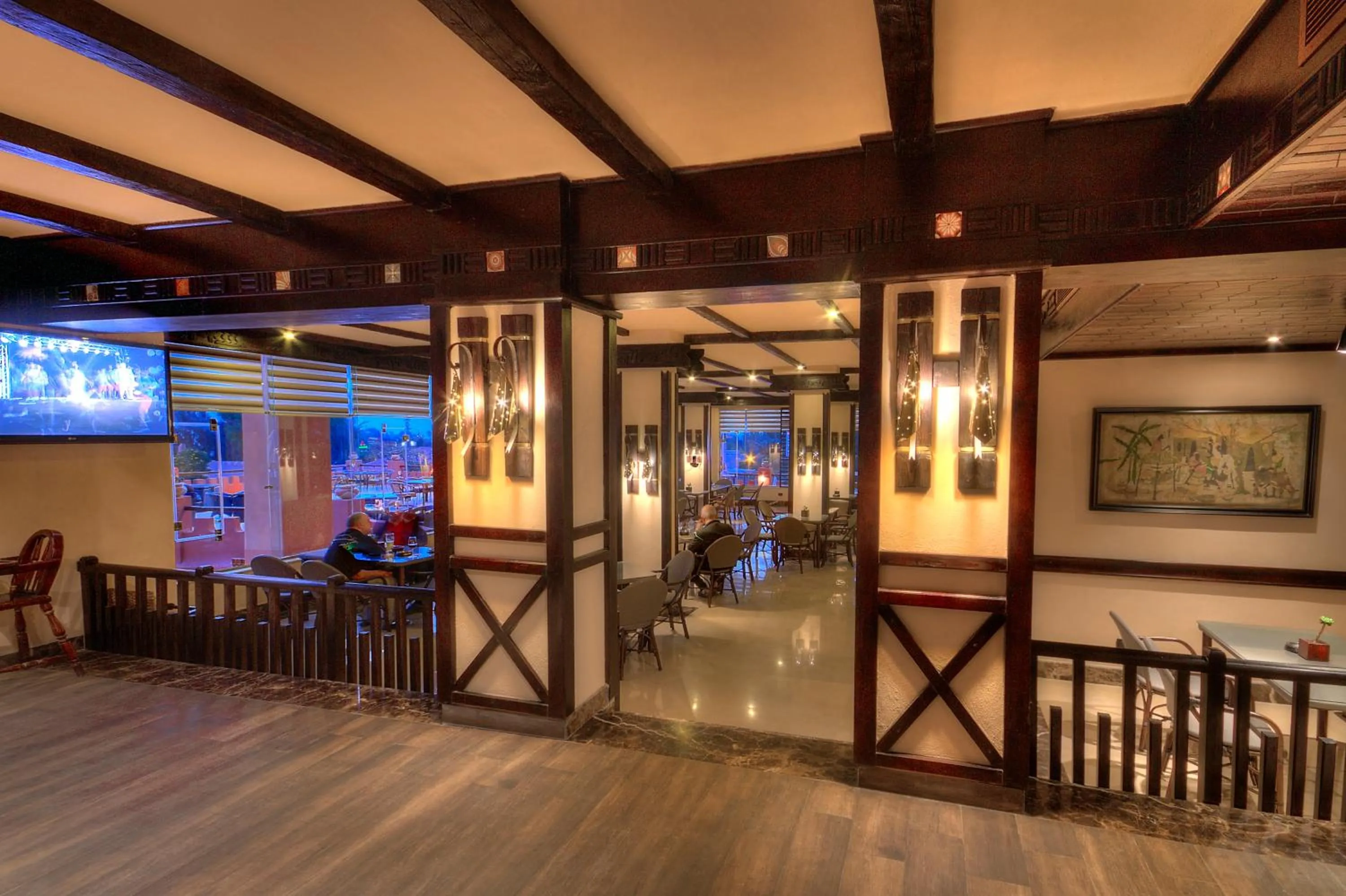 Restaurant/places to eat in Africana Hotel & Spa