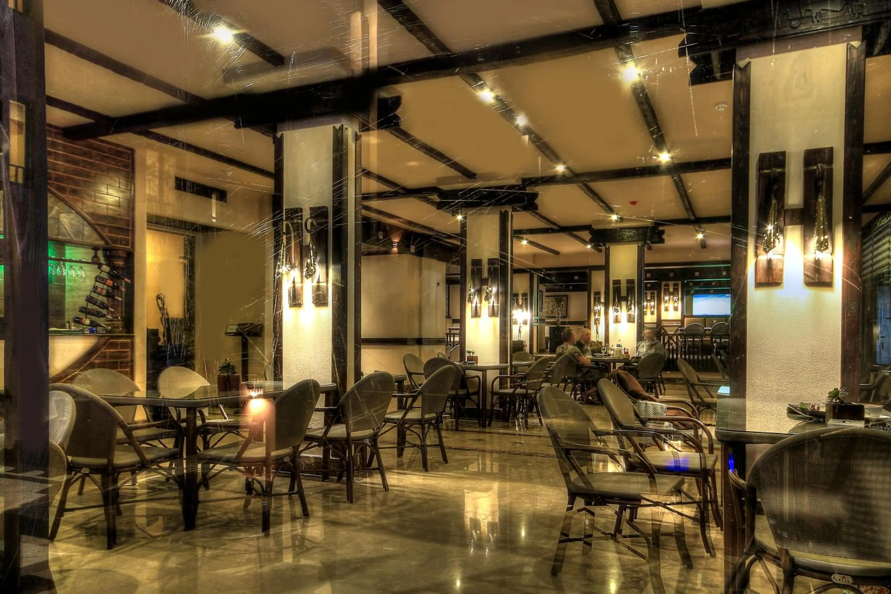 Restaurant/places to eat in Africana Hotel & Spa