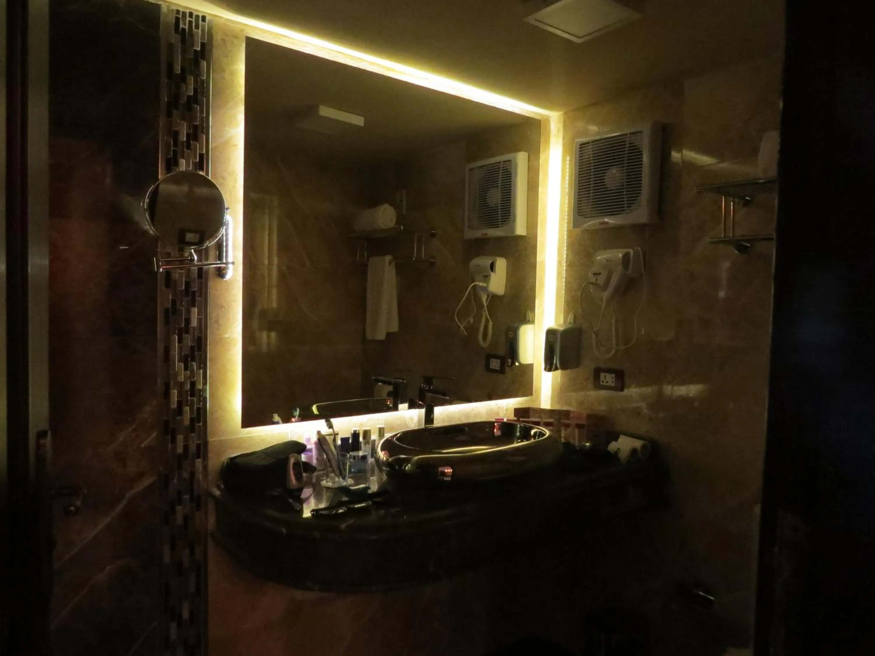 Bathroom in Africana Hotel & Spa