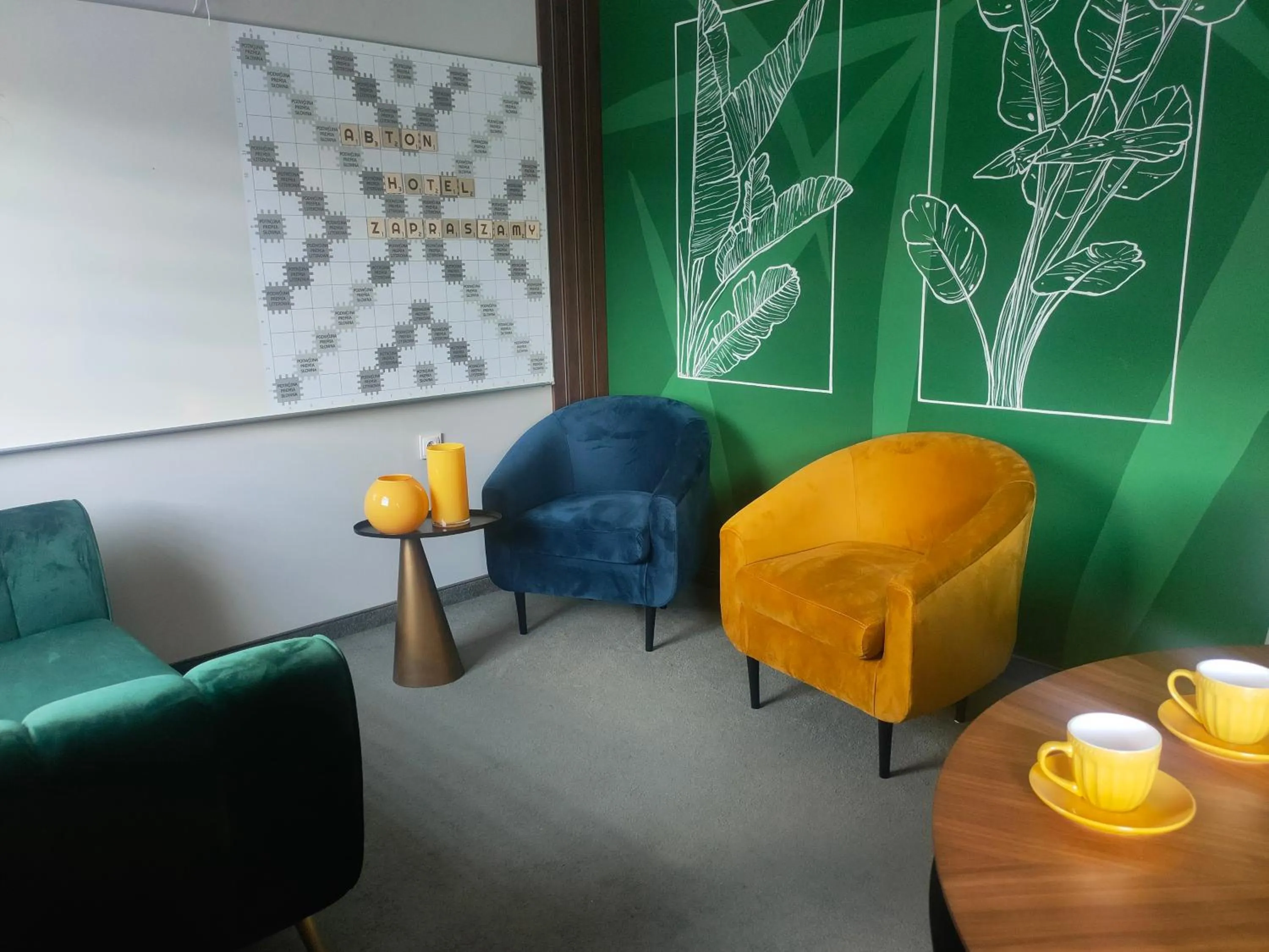 Seating area in Abton Hotel