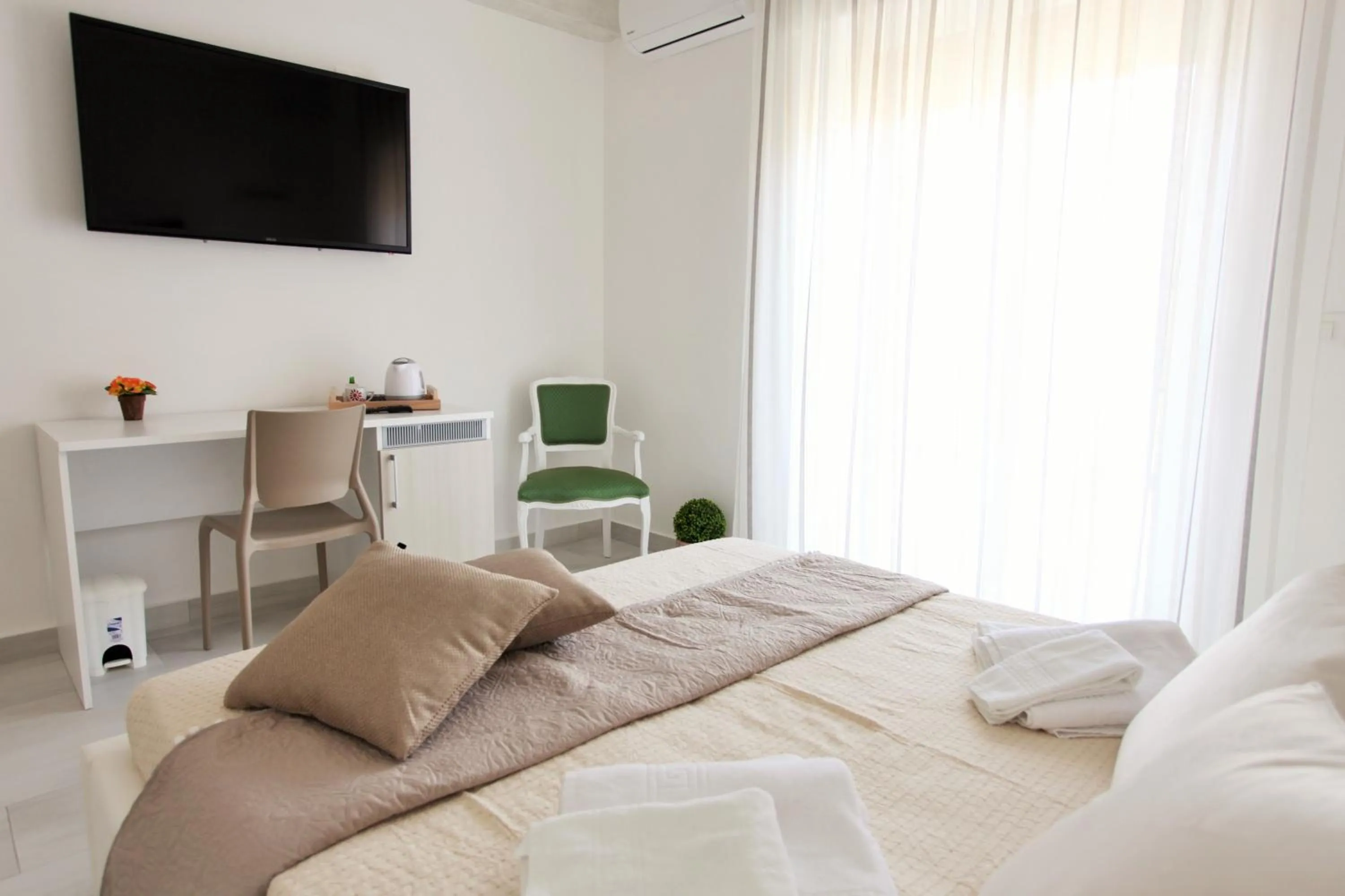 Bed in Central Apartments