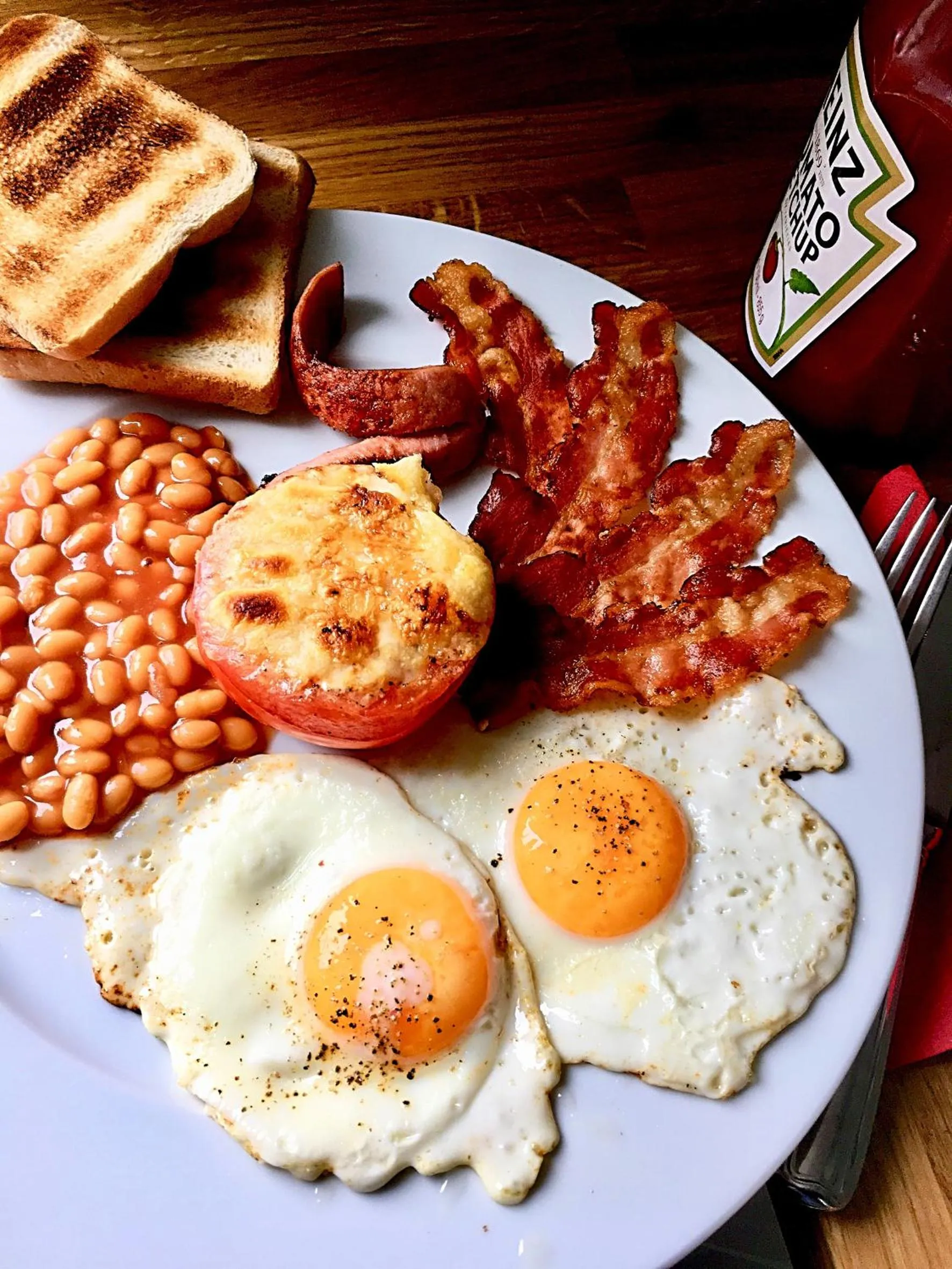 English/Irish breakfast in Lilis kleines Hotel