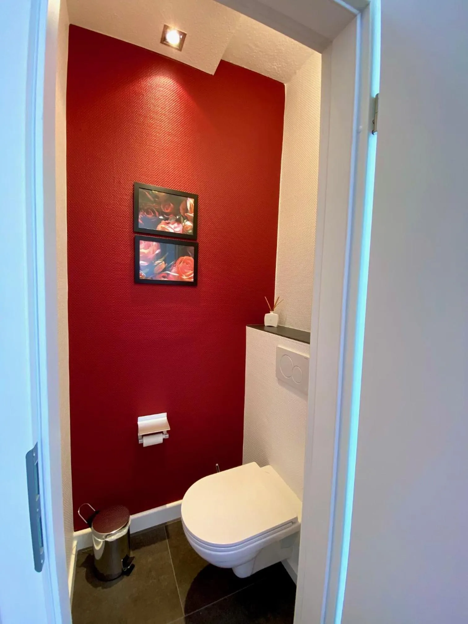 Toilet in Lilis kleines Hotel