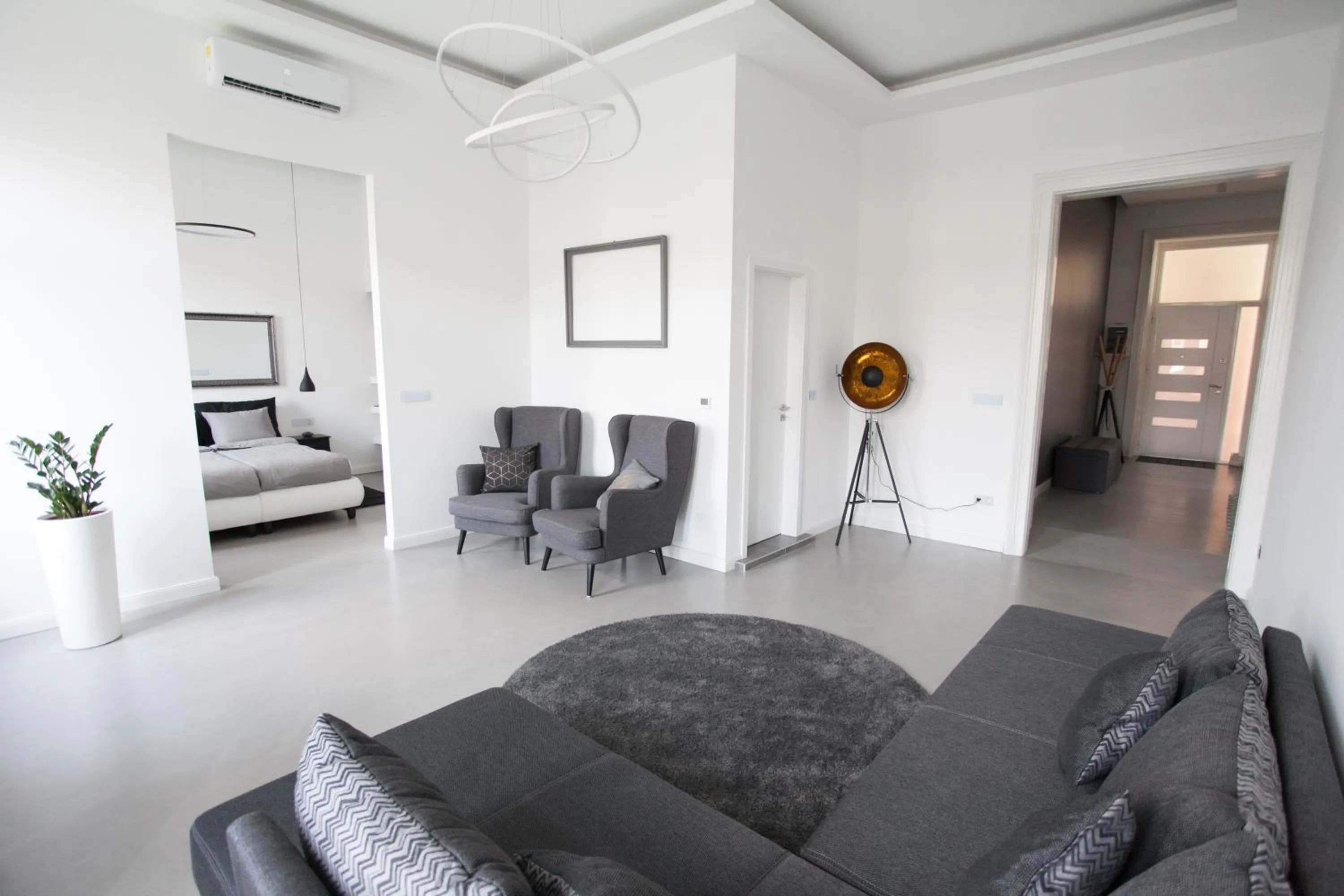 Photo of the whole room in Grand Loft Design