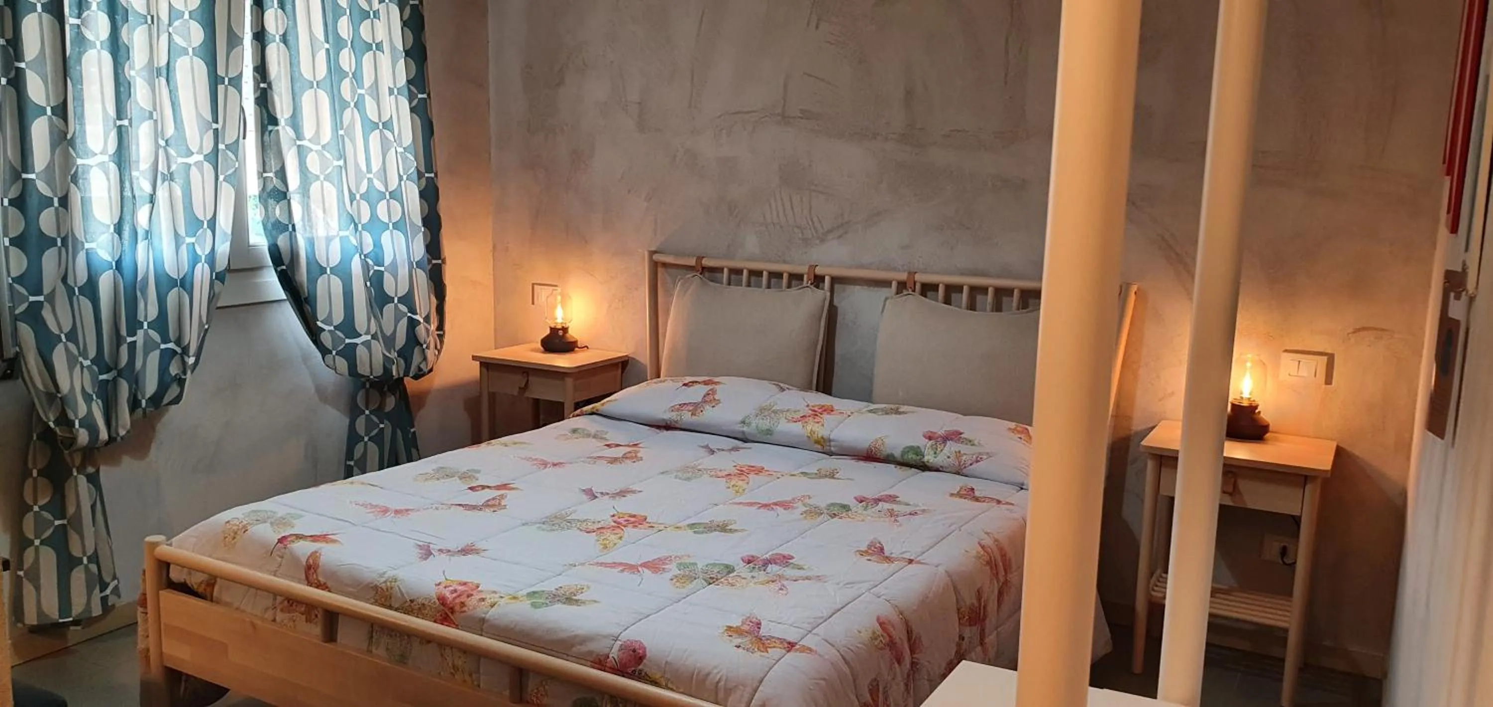 Bed in Affittacamere Borgo Sabbionara