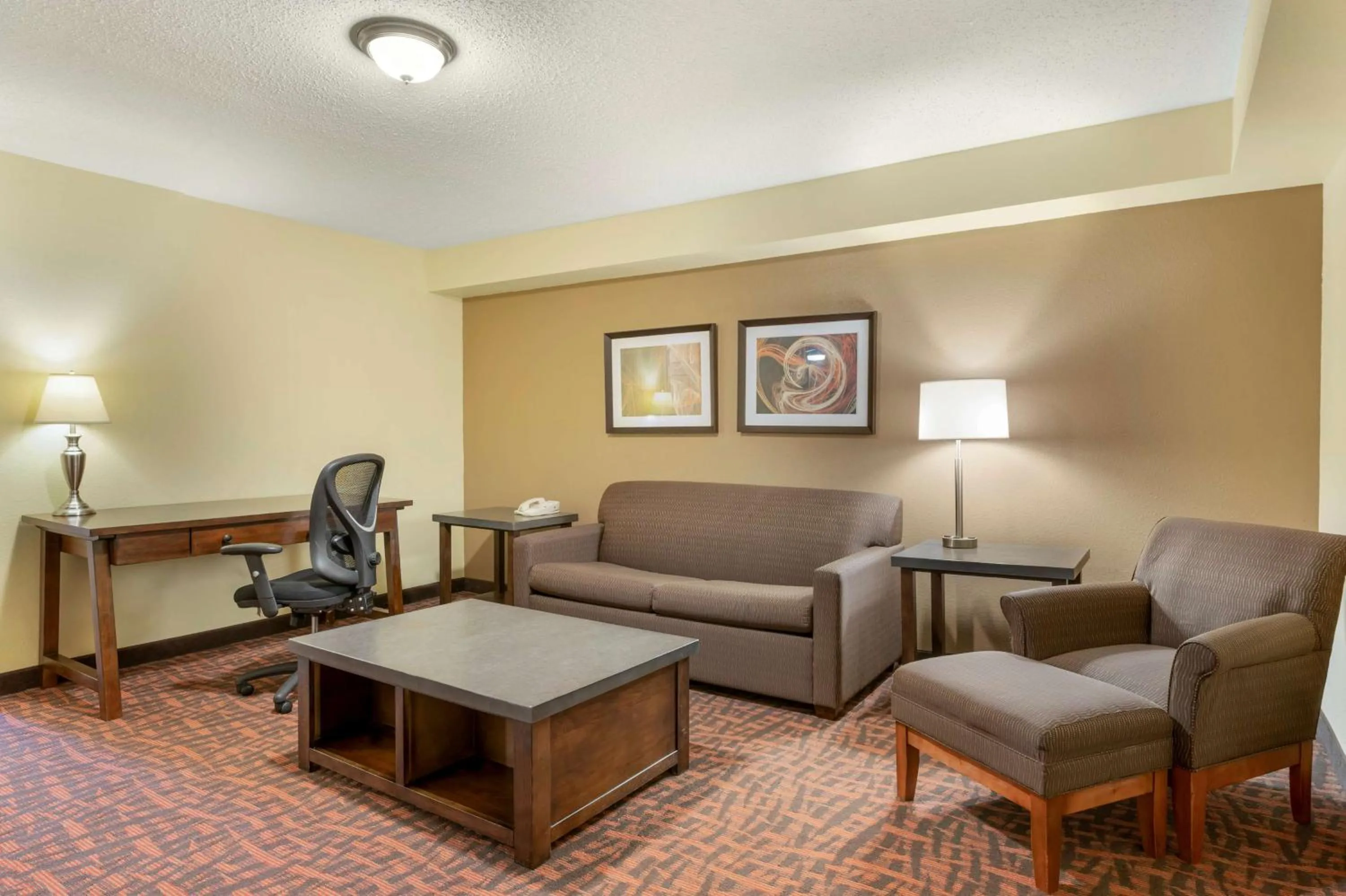 Photo of the whole room in Best Western Louisville East Inn & Suites