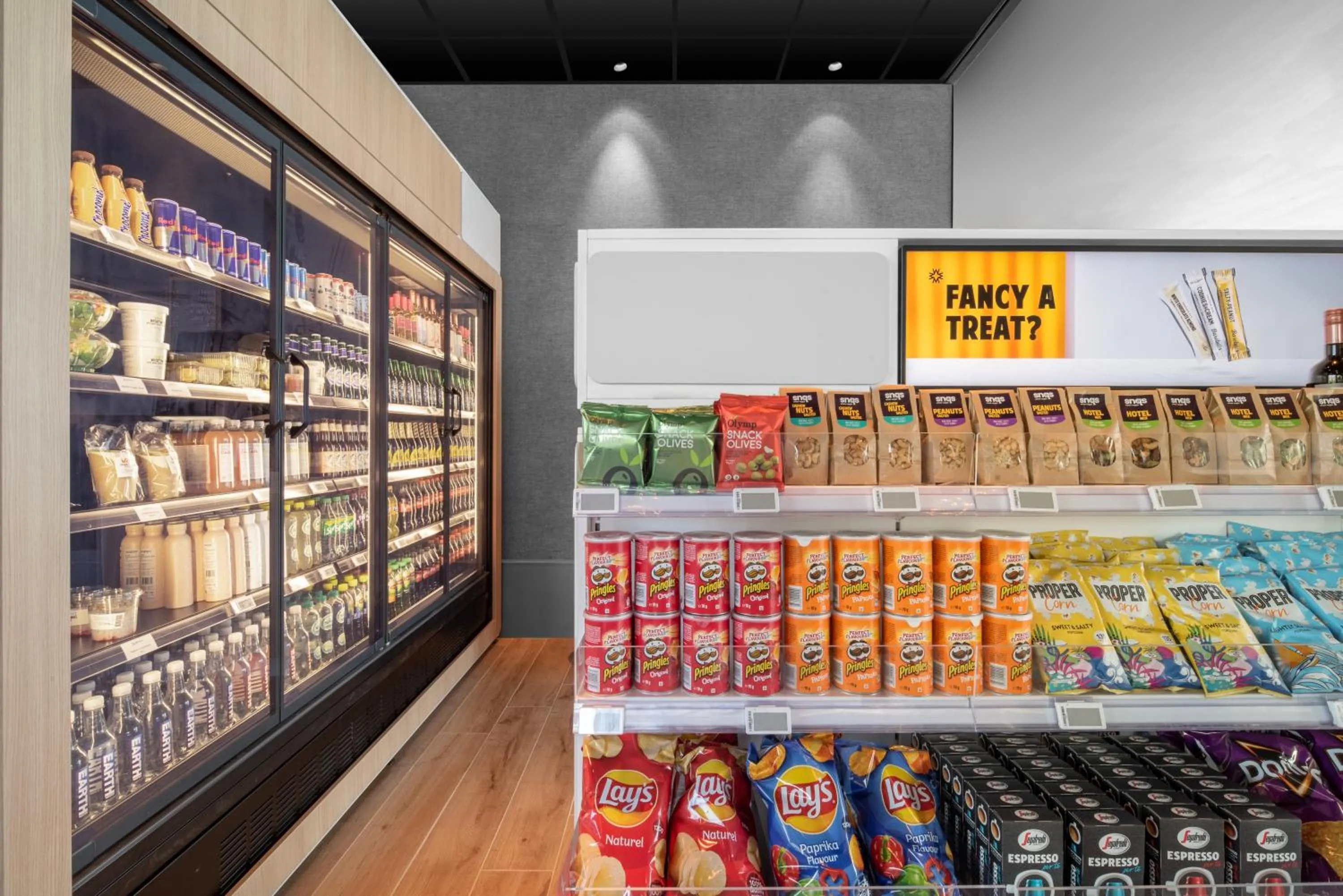 On-site shops in Radisson Hotel & Suites Amsterdam South