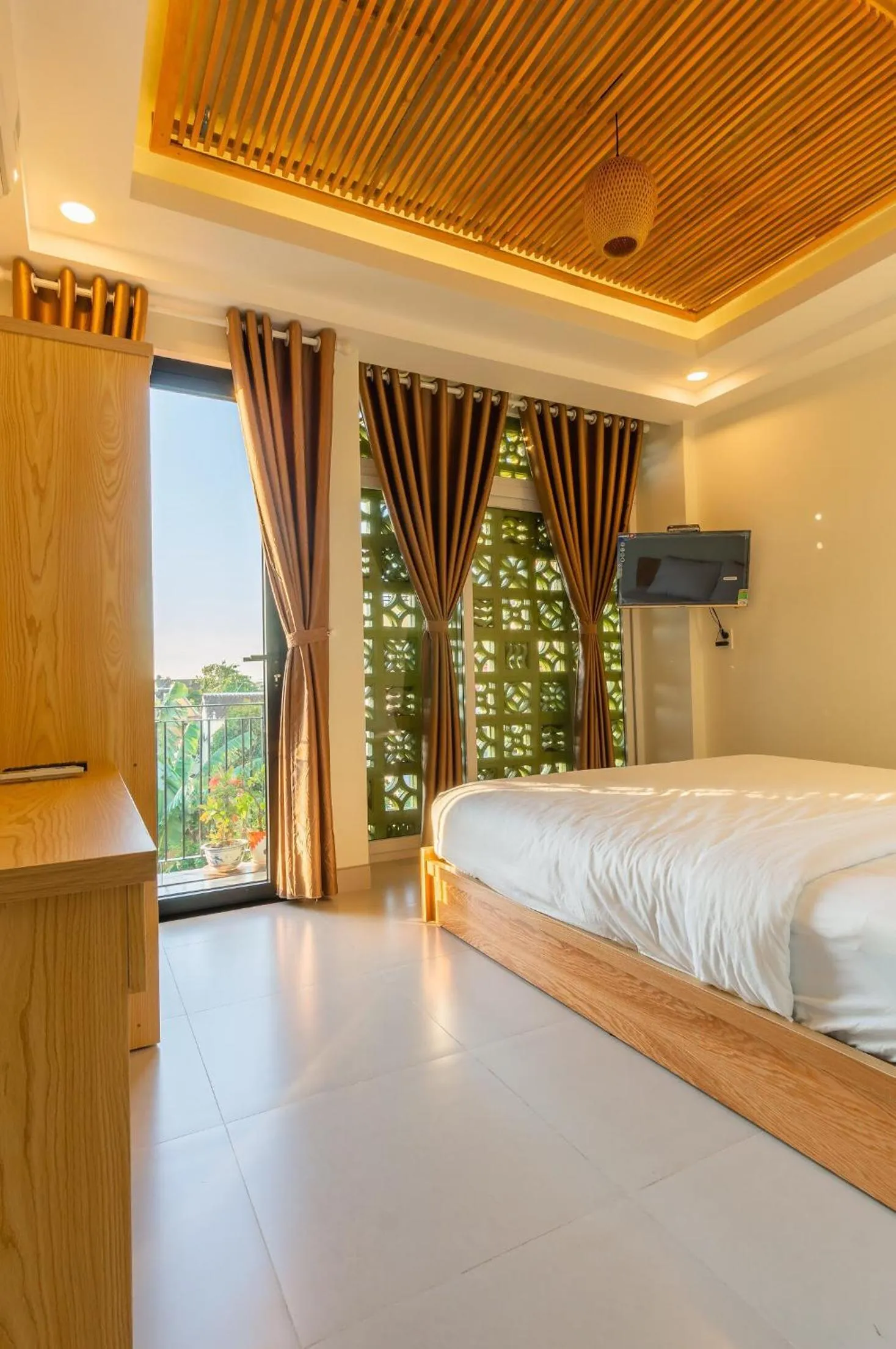 Photo of the whole room, Bed in D Central Hoi An Homestay