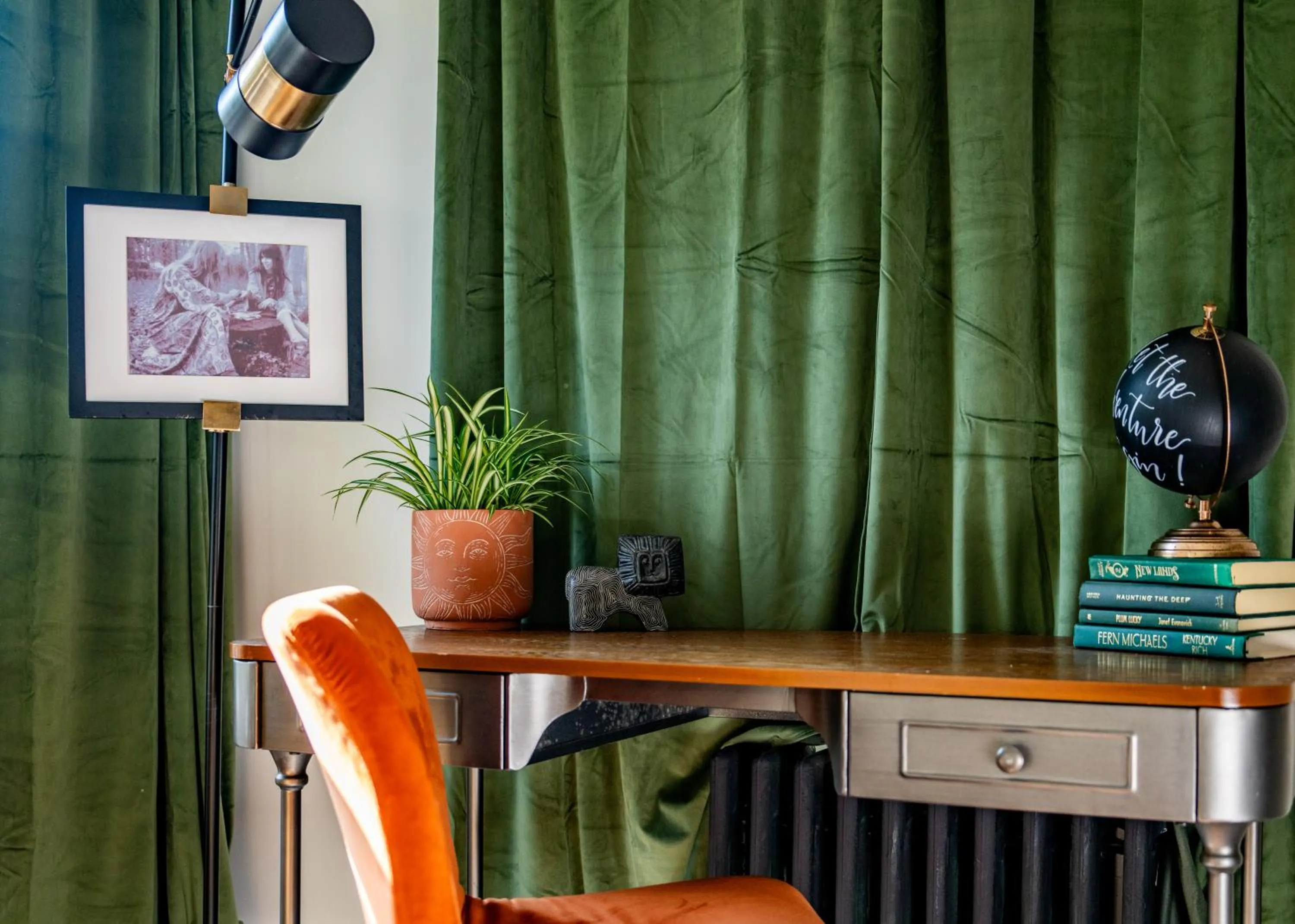 Decorative detail in Twin Gables of Woodstock