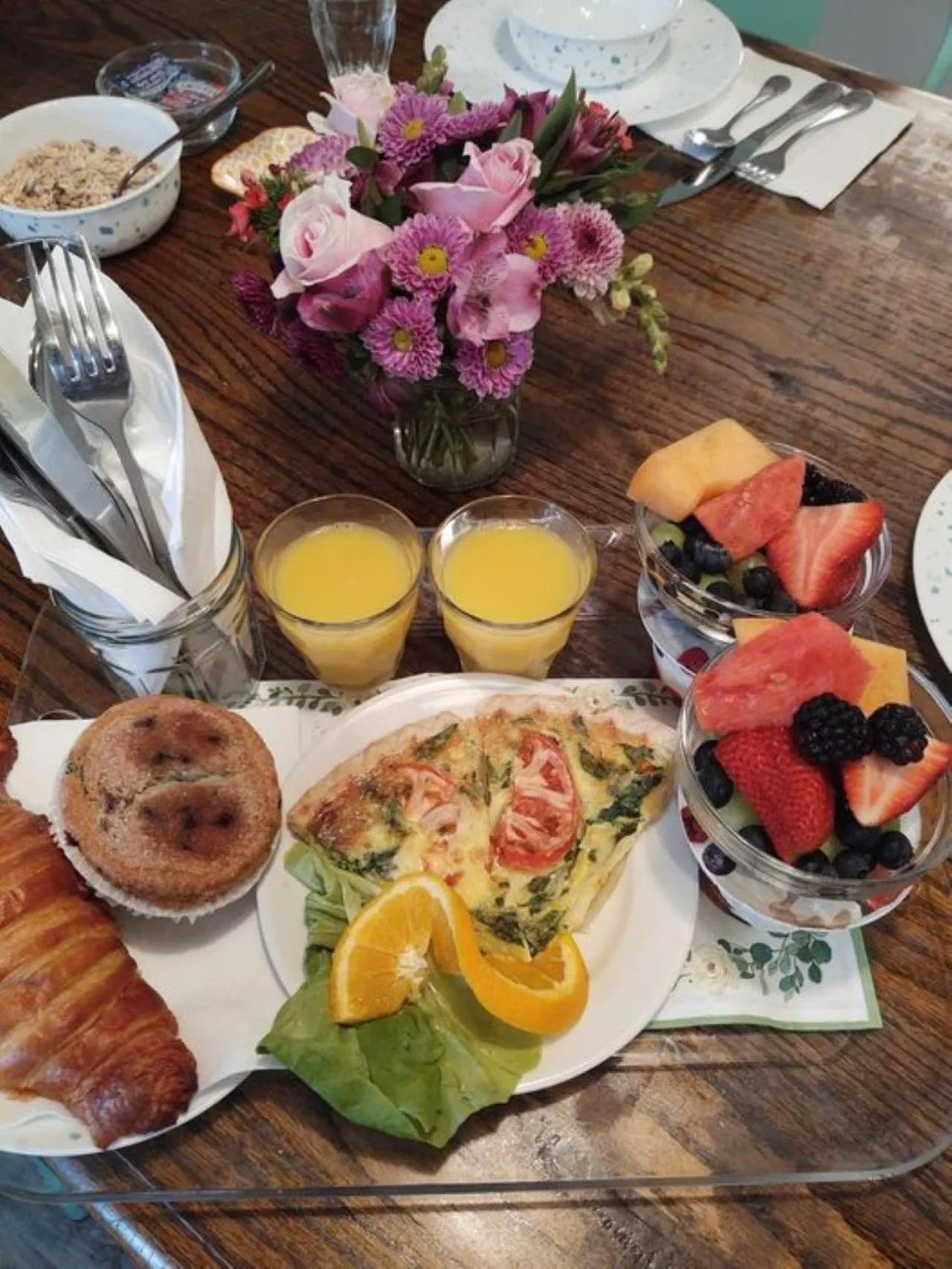 Breakfast in Twin Gables of Woodstock