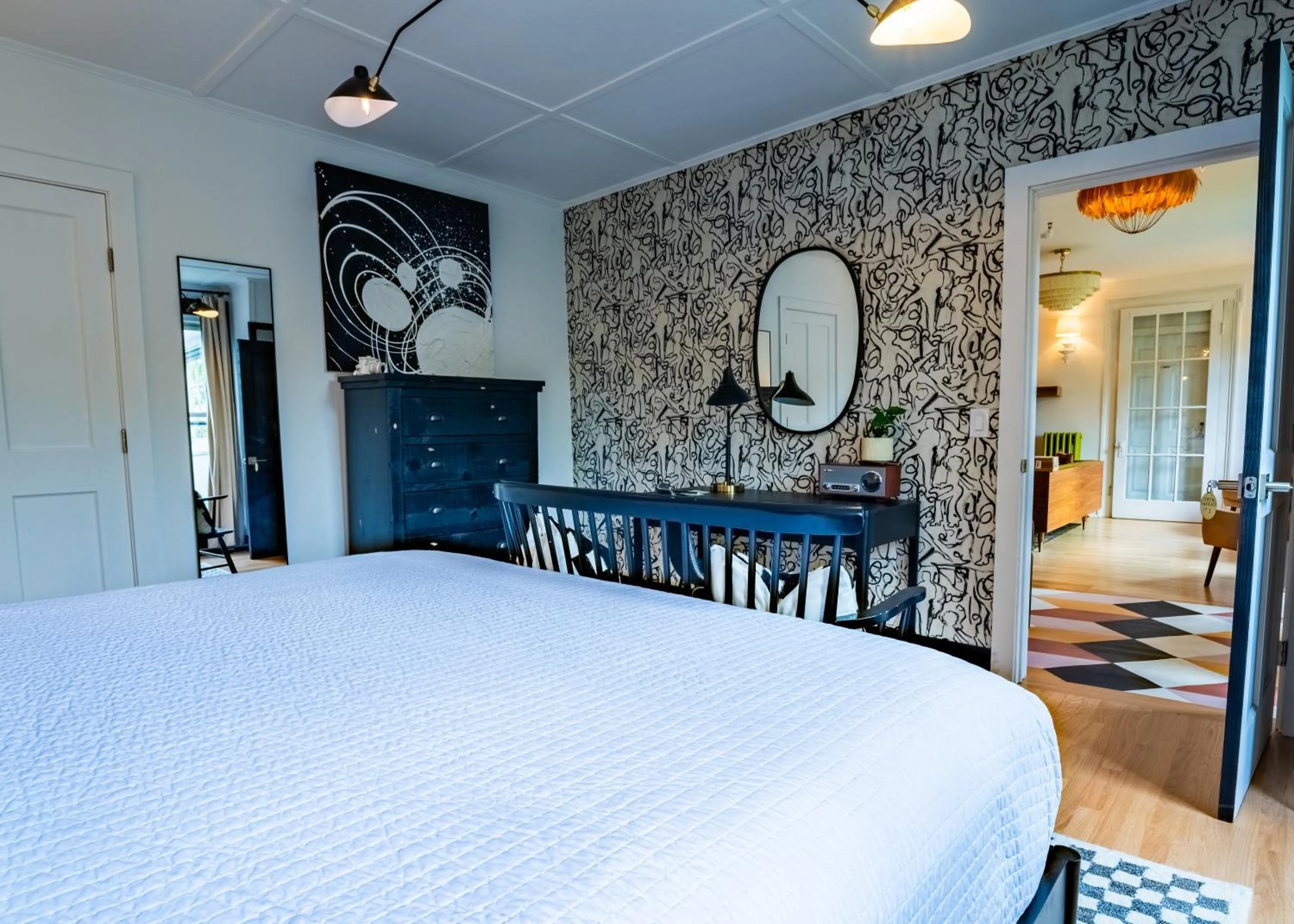 Bedroom, Bed in Twin Gables of Woodstock