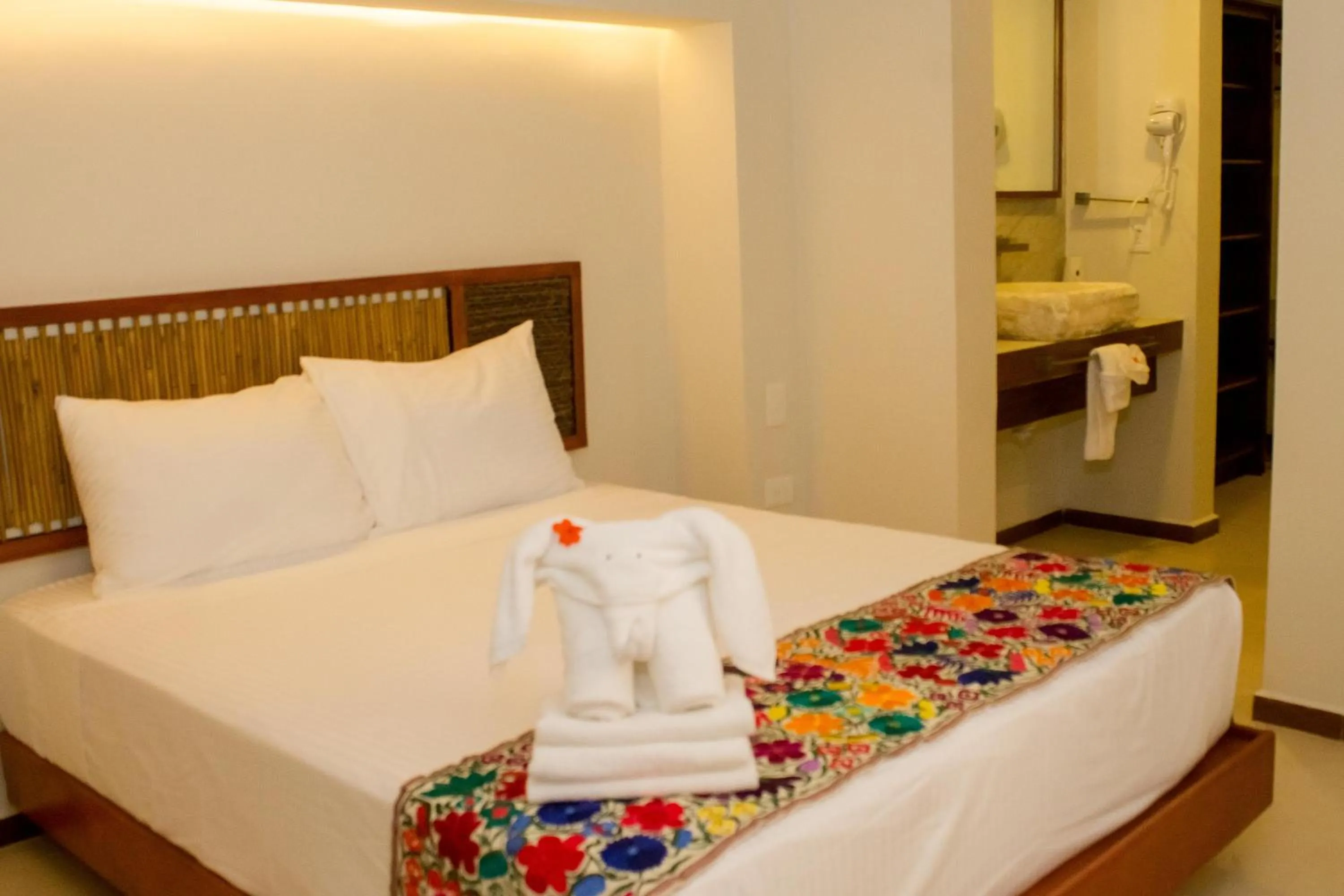 Bed in Hotel Azul Maya