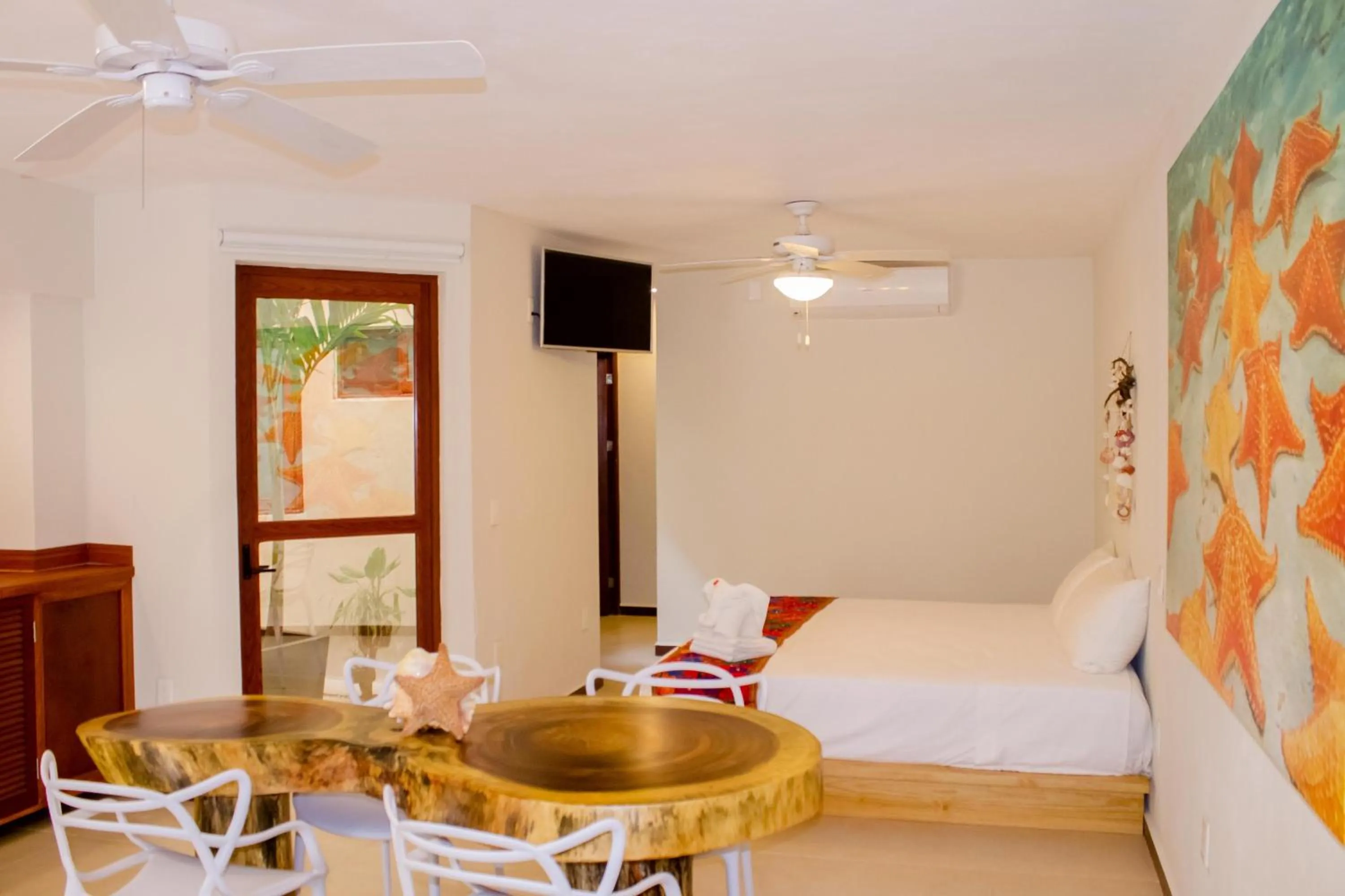 Bed in Hotel Azul Maya