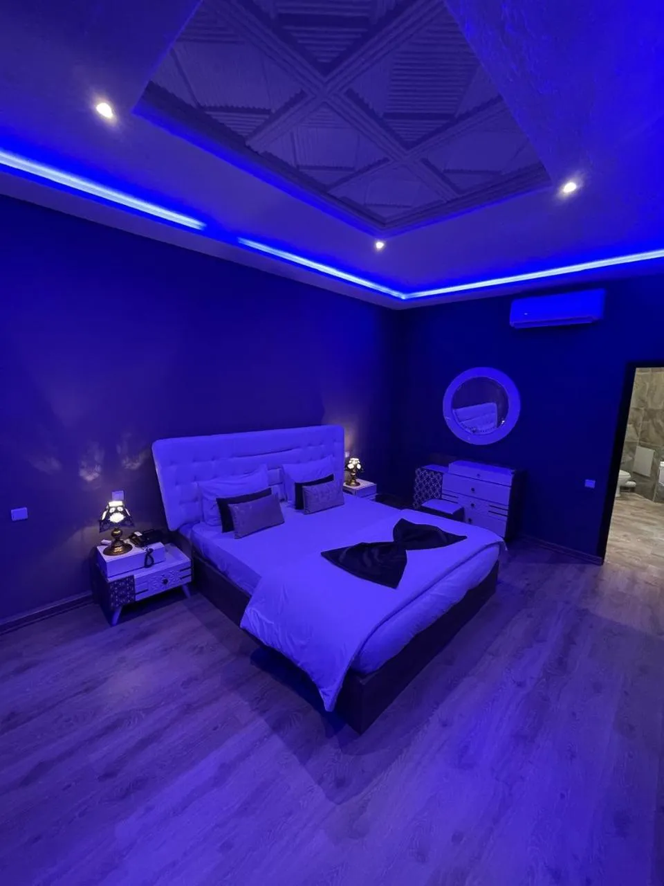 Bed in Hotel La Perle du Sud