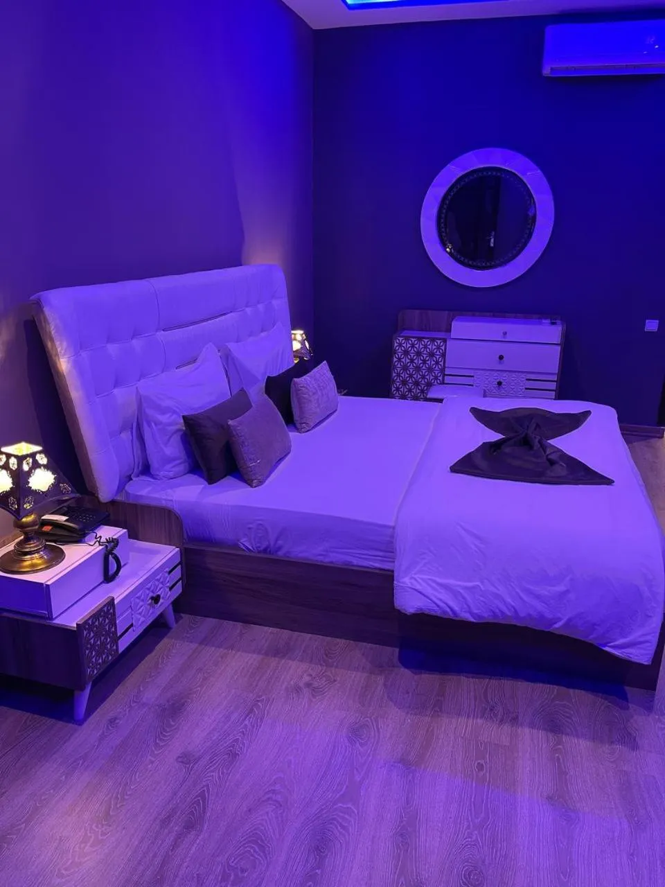 Bed in Hotel La Perle du Sud