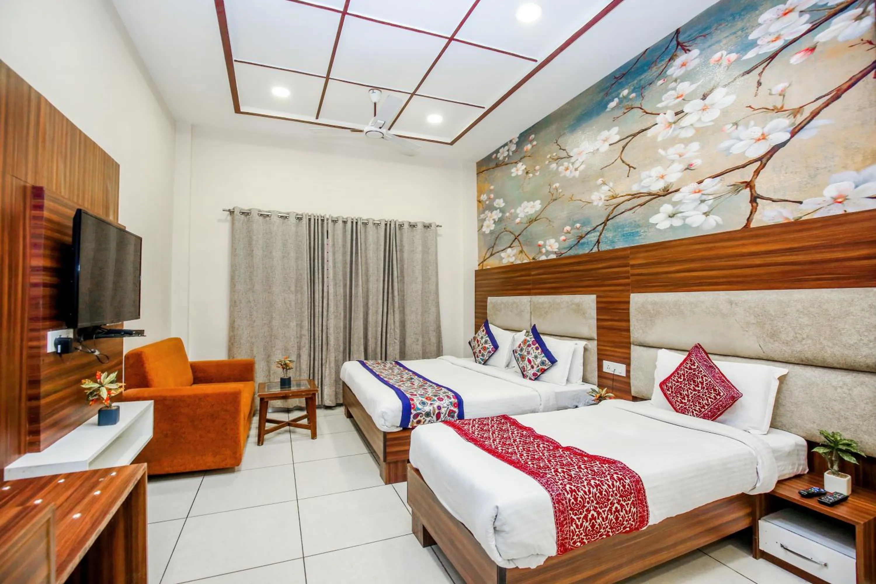 Bed in Hotel Karan Residency - 5 Min Walk From Golden Temple