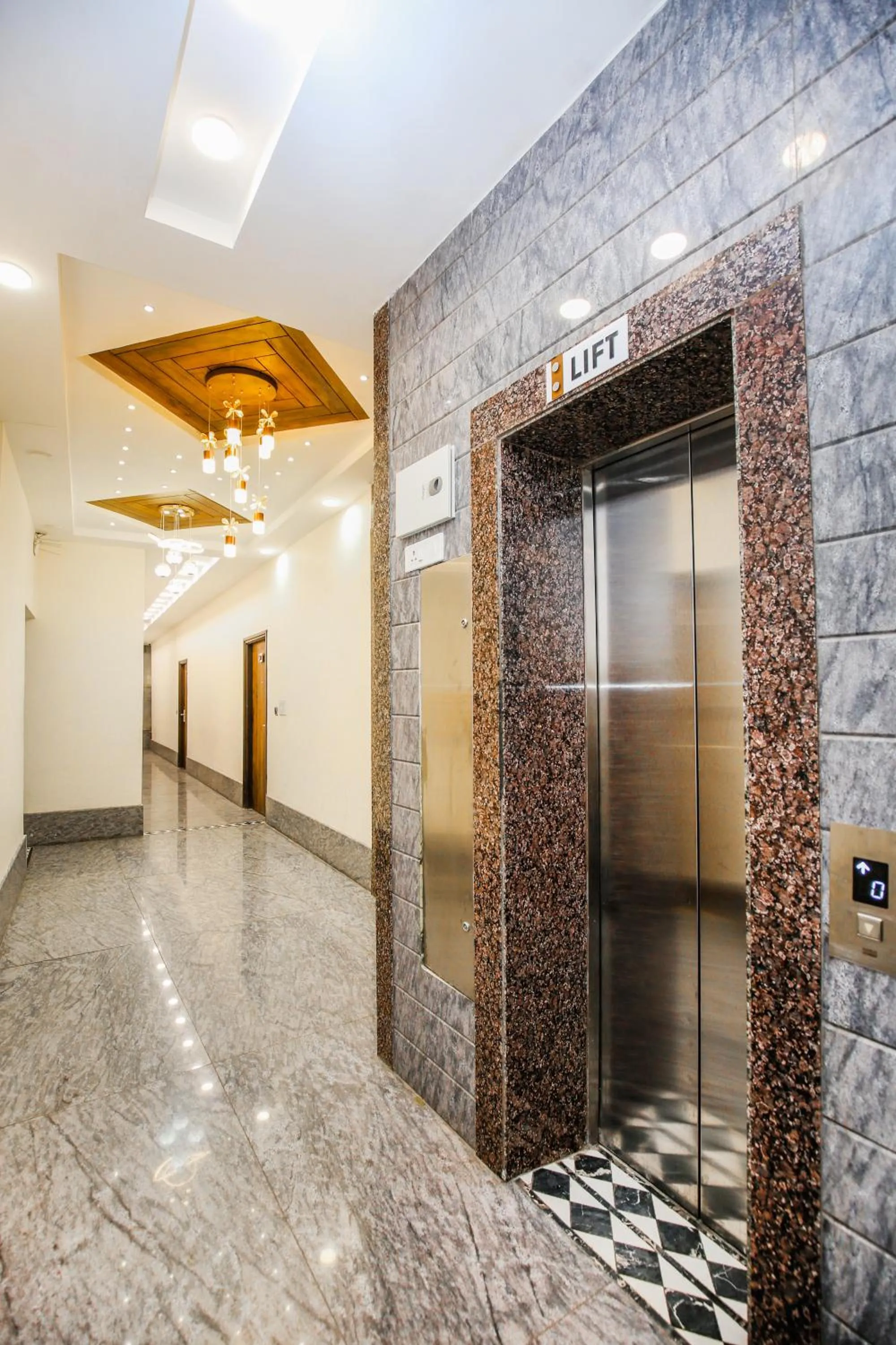 elevator in Hotel Karan Residency - 5 Min Walk From Golden Temple