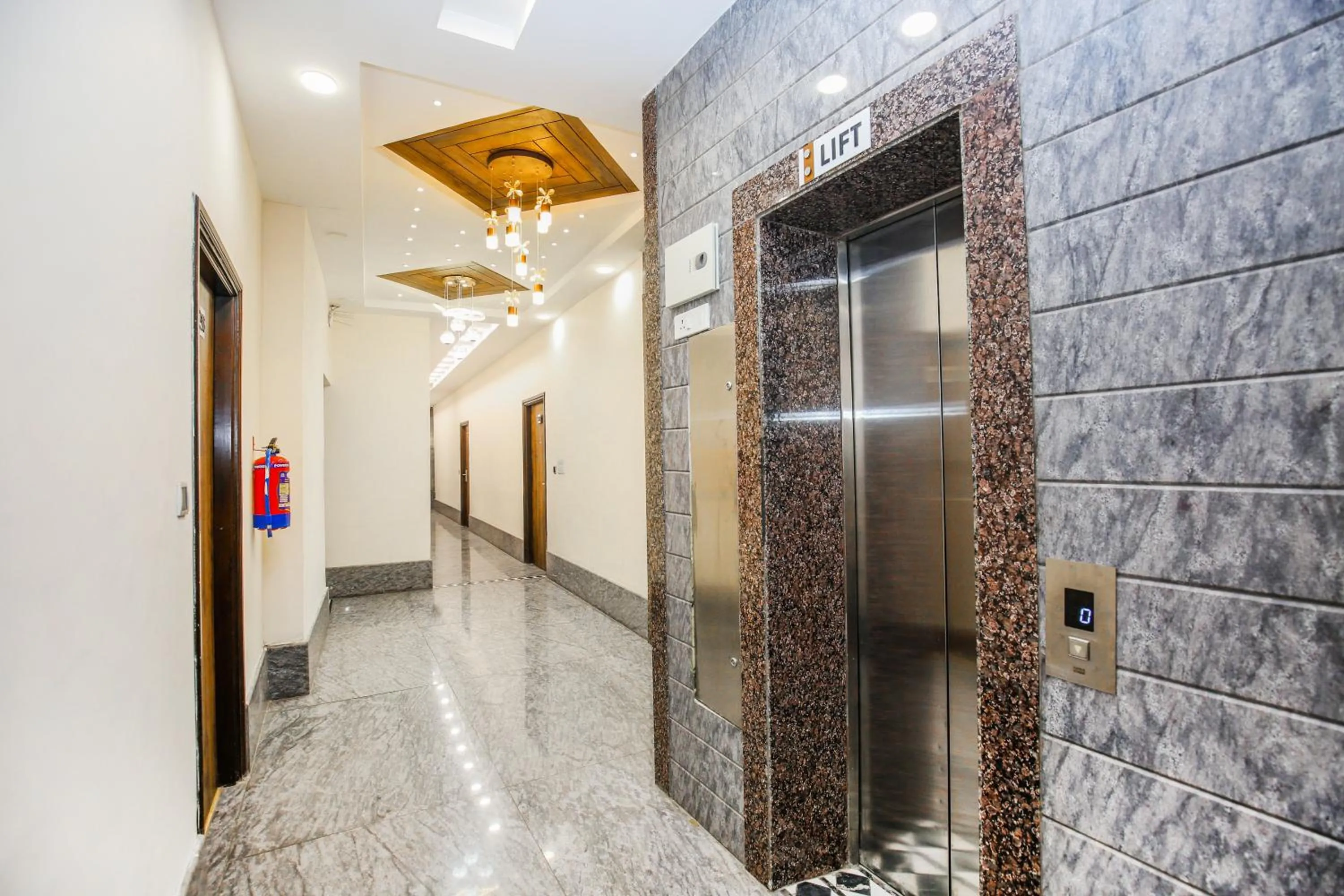 elevator in Hotel Karan Residency - 5 Min Walk From Golden Temple