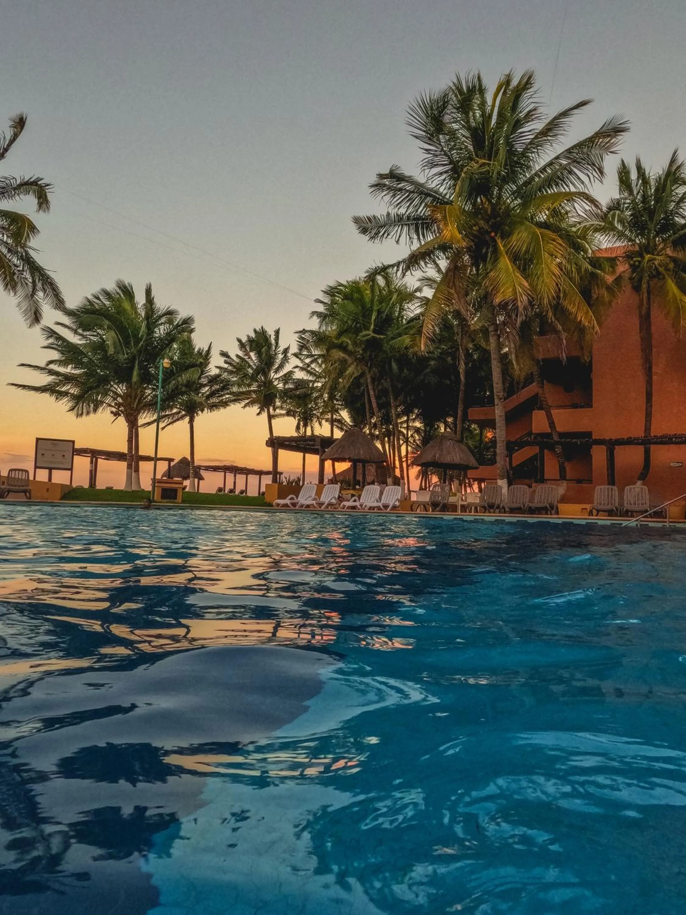 Swimming pool in Reef Yucatán All Inclusive & Convention Center