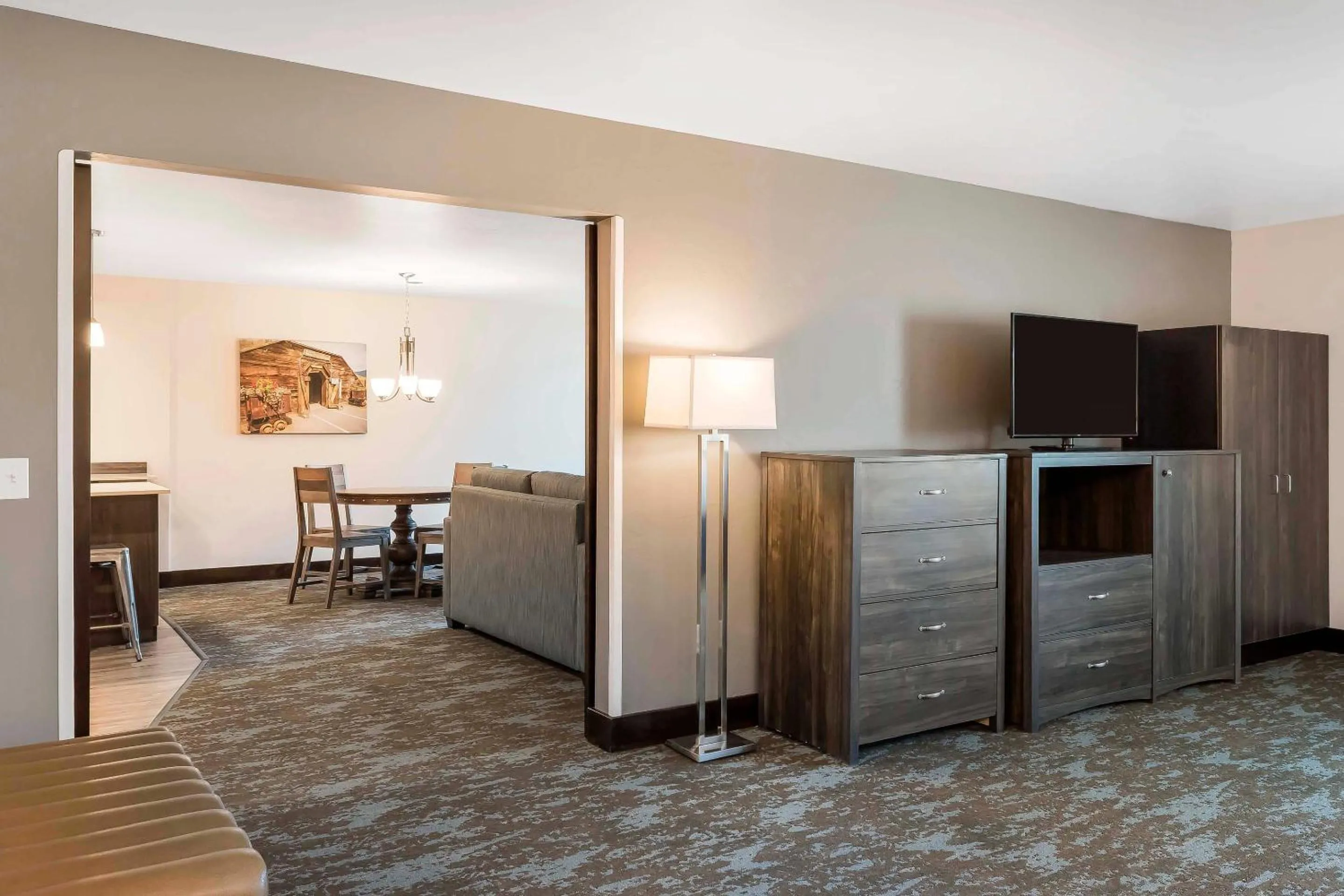 Bedroom in Copper King Convention Center, an Ascend Collection Hotel