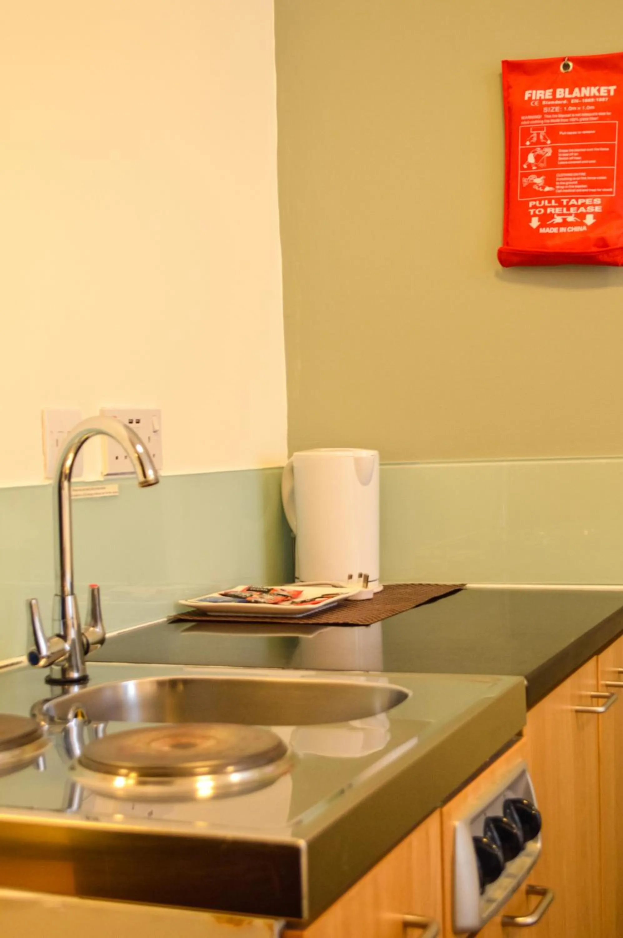 Kitchen or kitchenette in The Royale Chulan Hyde Park Hotel