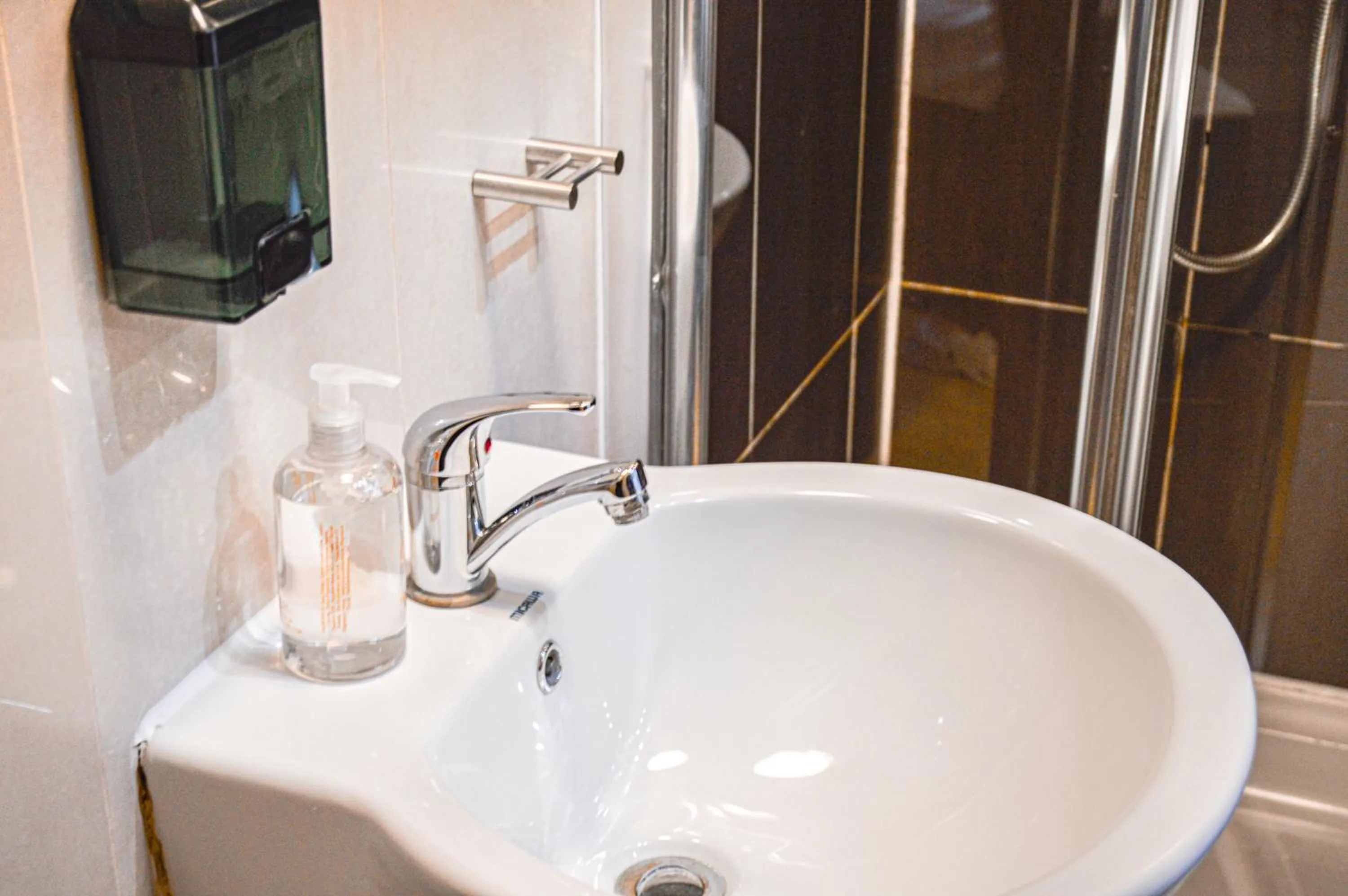 Bathroom in The Royale Chulan Hyde Park Hotel