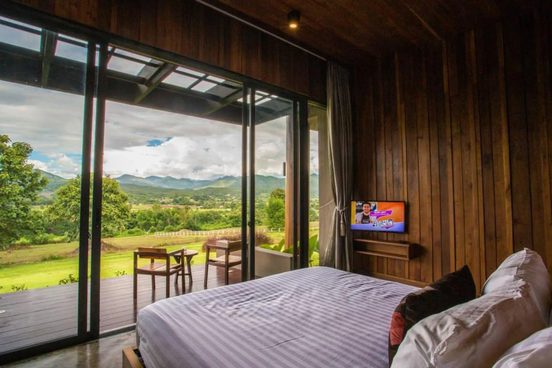 View (from property/room), Bed in Puripai Villa Wellness & Retreat