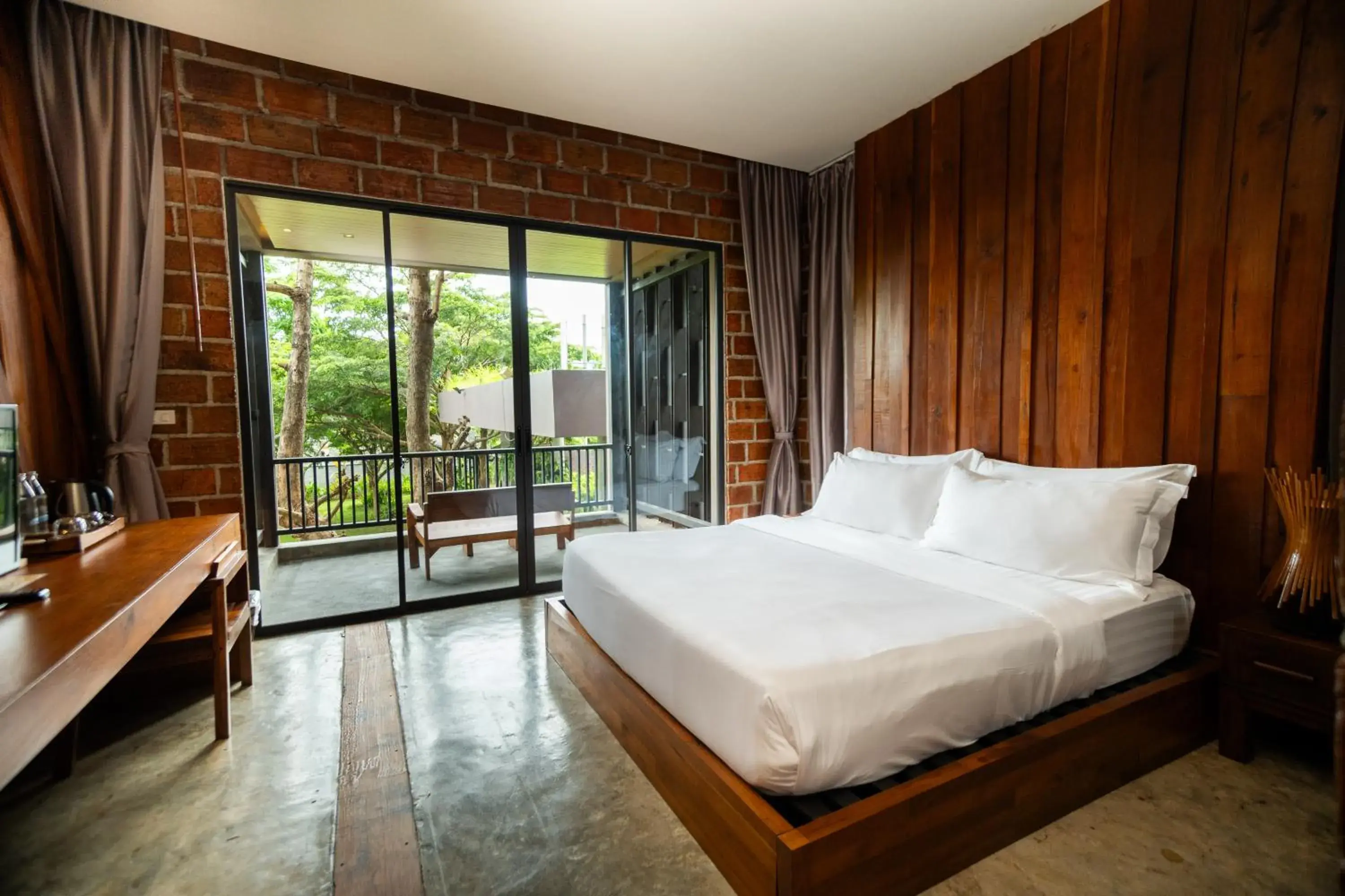 Deluxe King Room in Puripai Villa Deluxe King Room in Puripai Villa