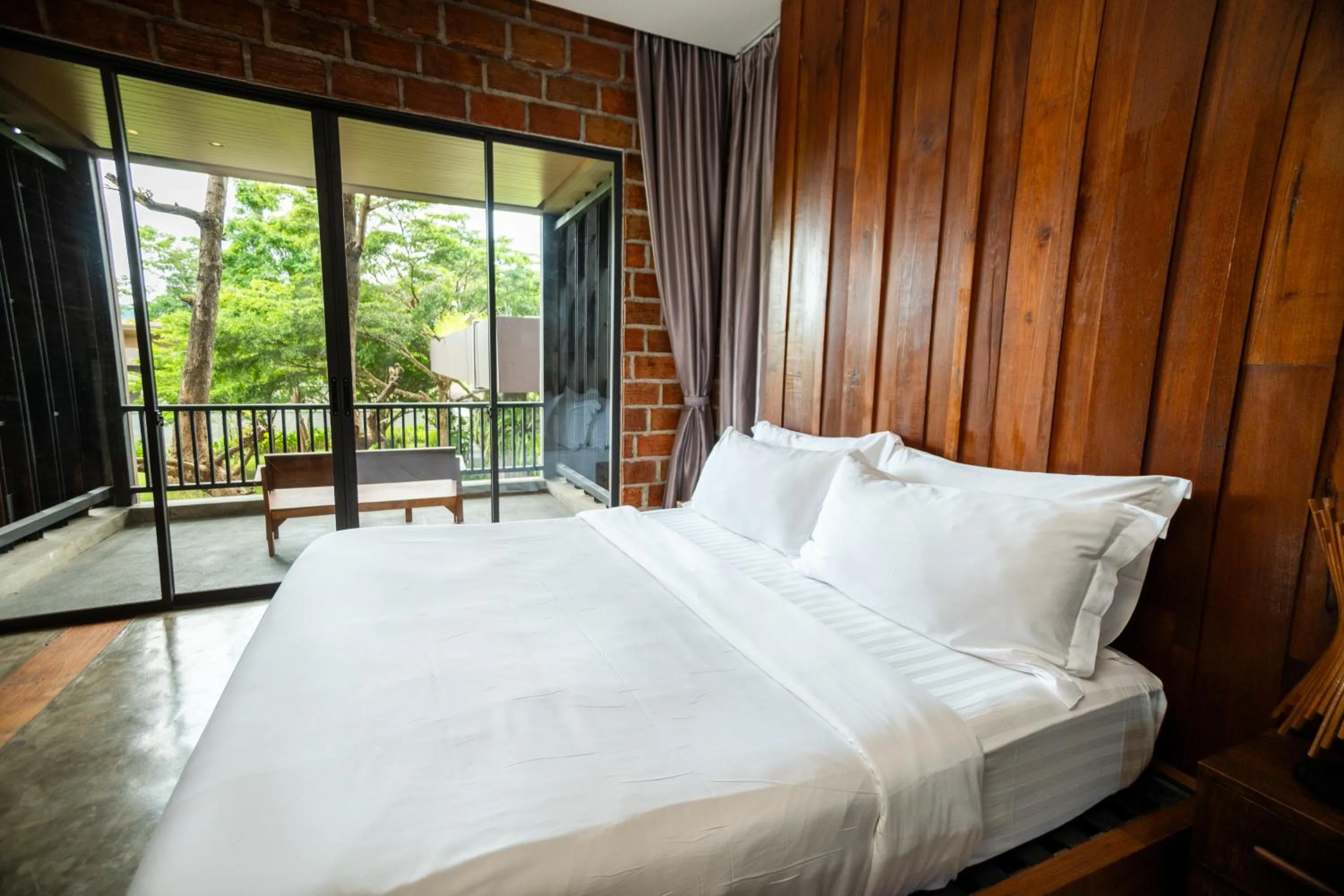 Bed in Puripai Villa Wellness & Retreat