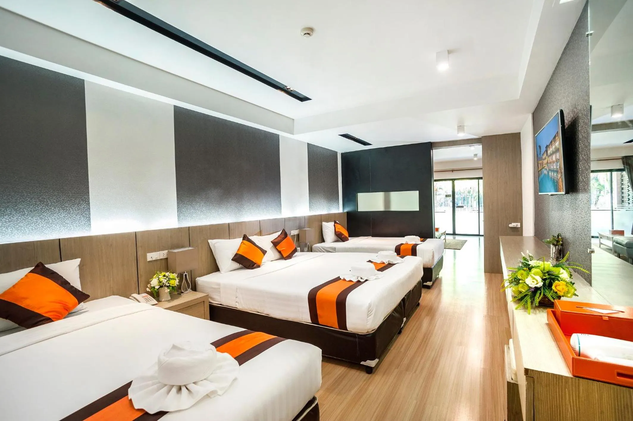 Bed in Chaolao Cabana Resort